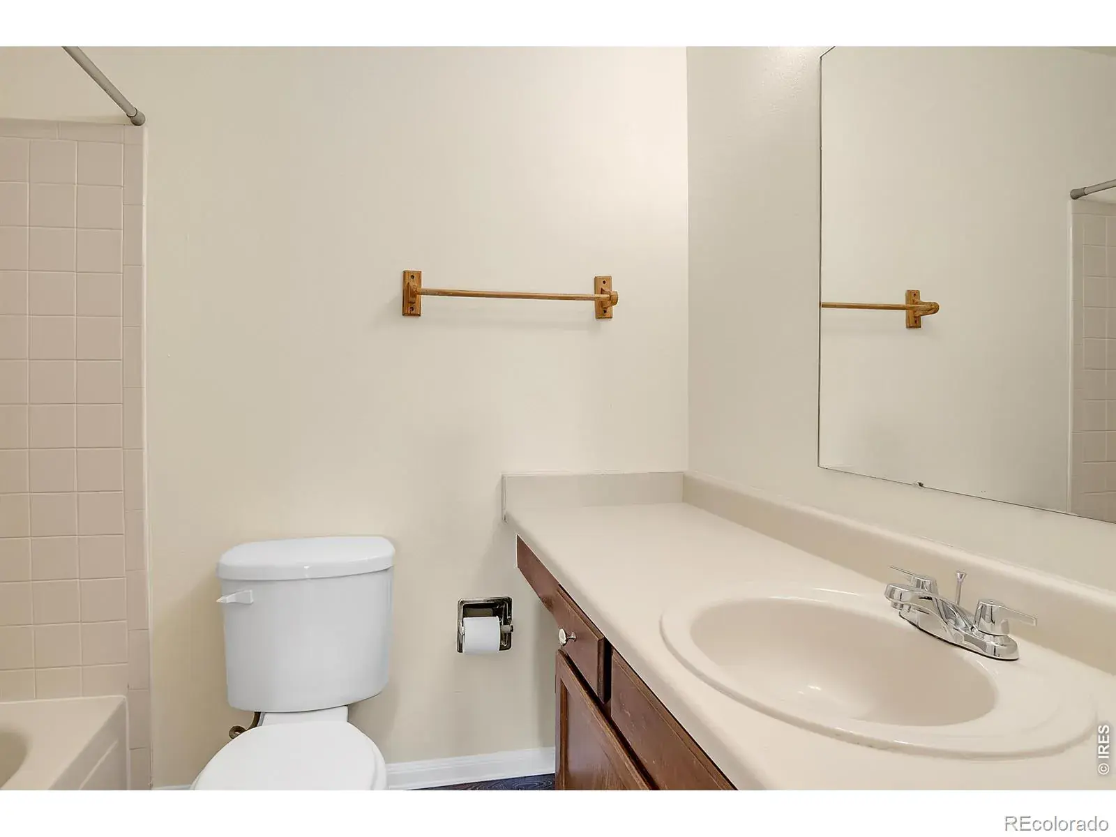 467 S Memphis Way #17 Aurora CO 80017 | MLS #RECIR1052742 03032026021836 1600 9