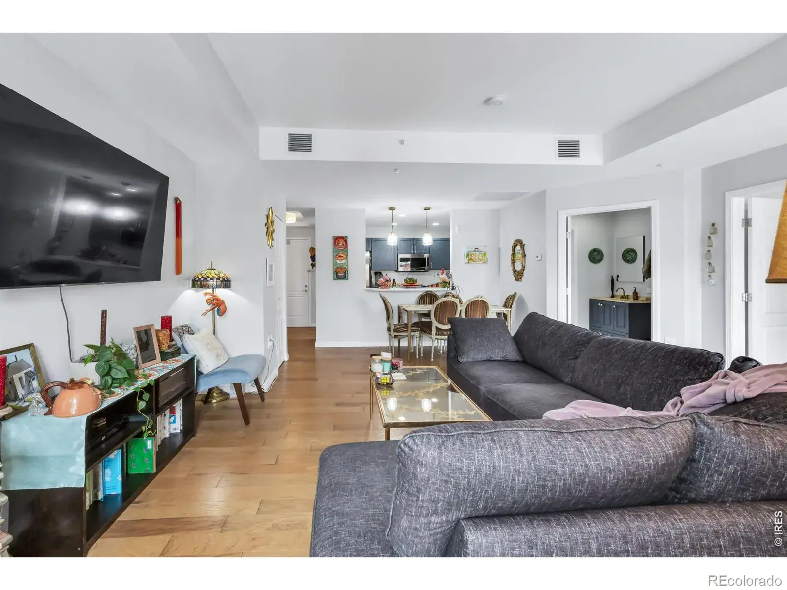 03042026015006 1600 8