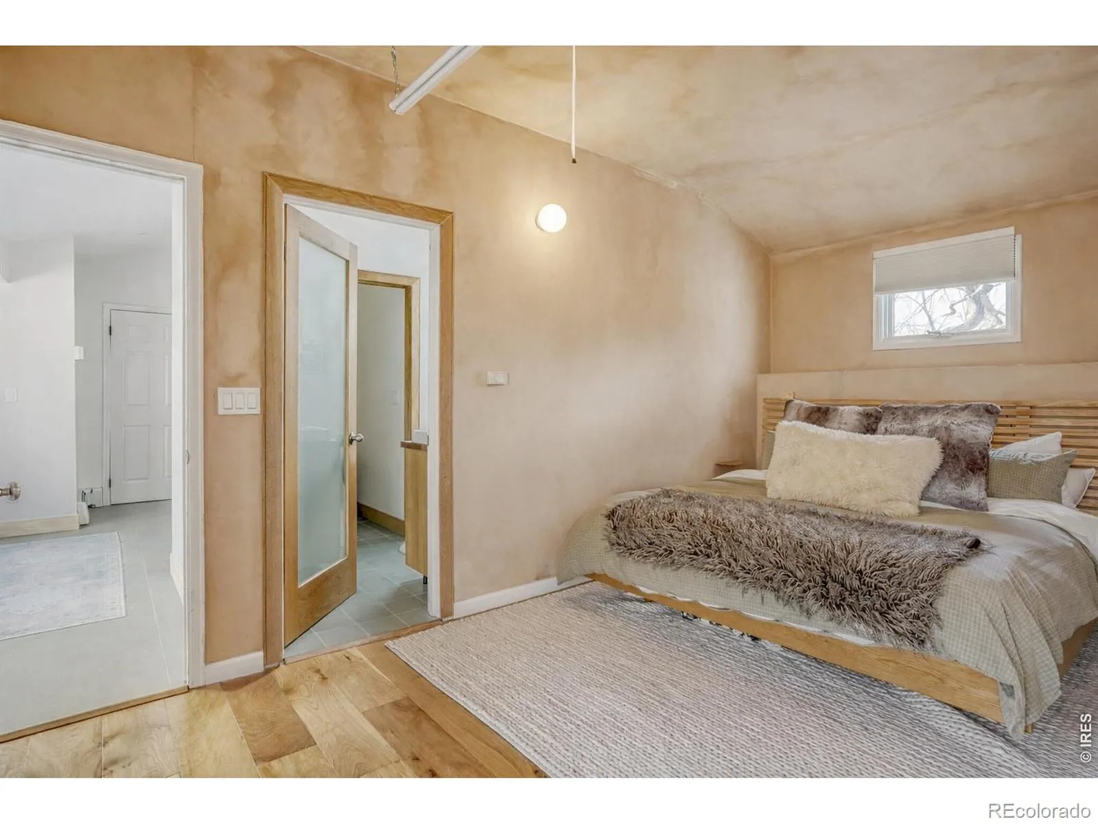 04112026003741 1600 4