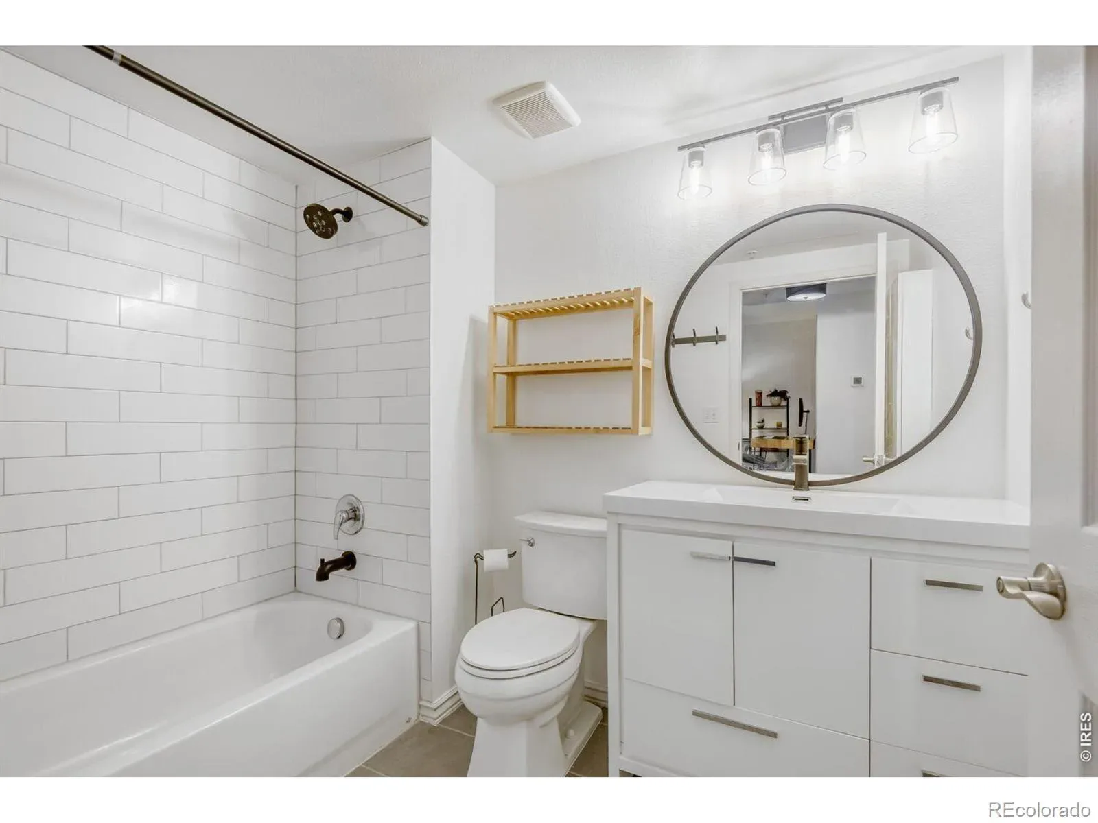 03262026011433 1600 8