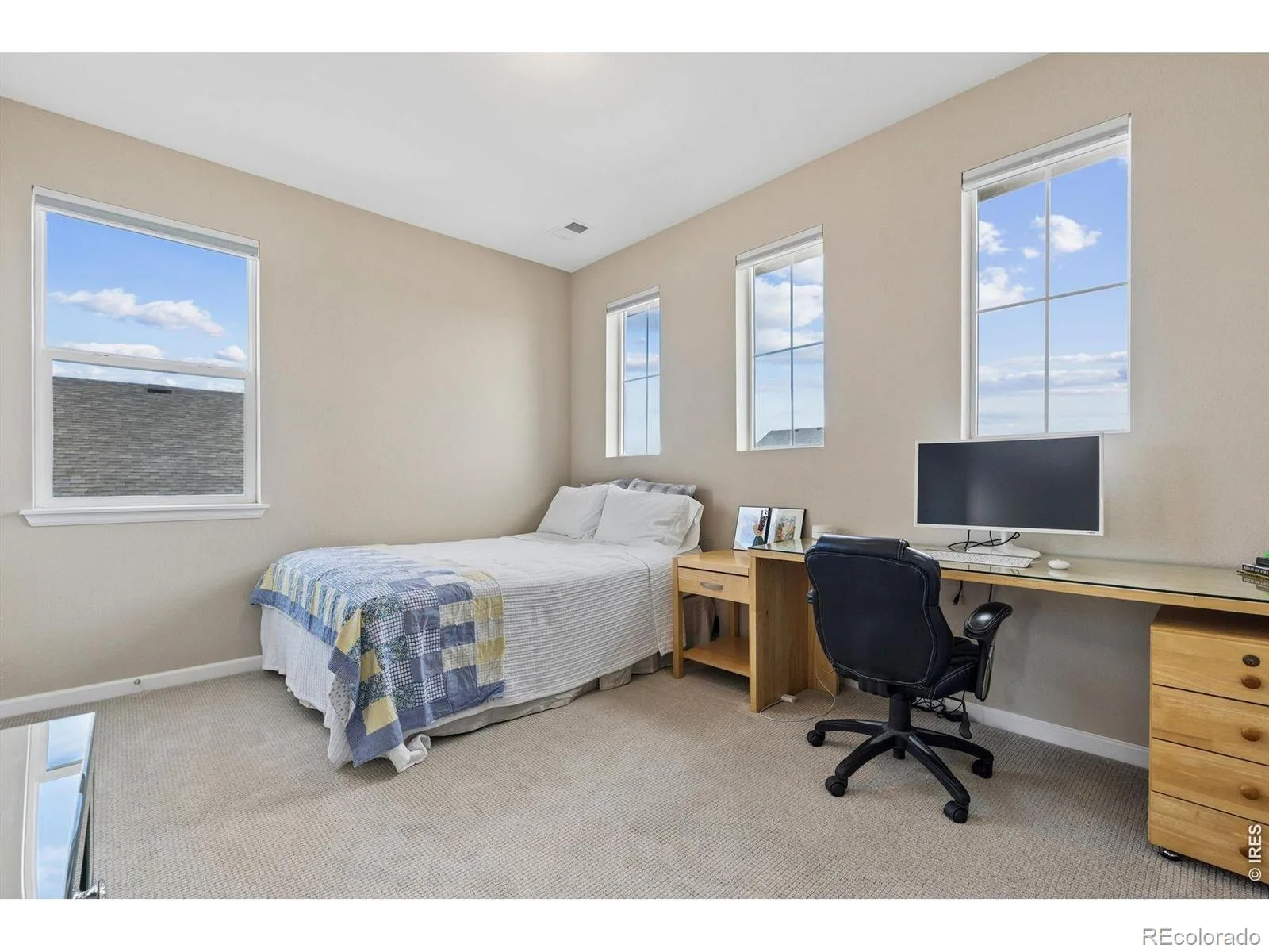 1910 High Plains Drive Longmont CO 80503 MLS #RECIR1053086 05312026004924 1600 19