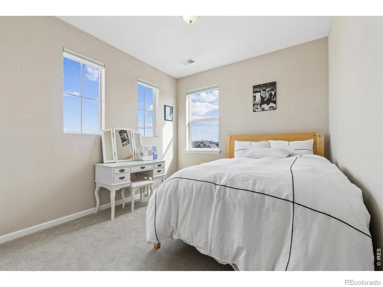1910 High Plains Drive Longmont CO 80503 MLS #RECIR1053086 05312026004924 1600 21