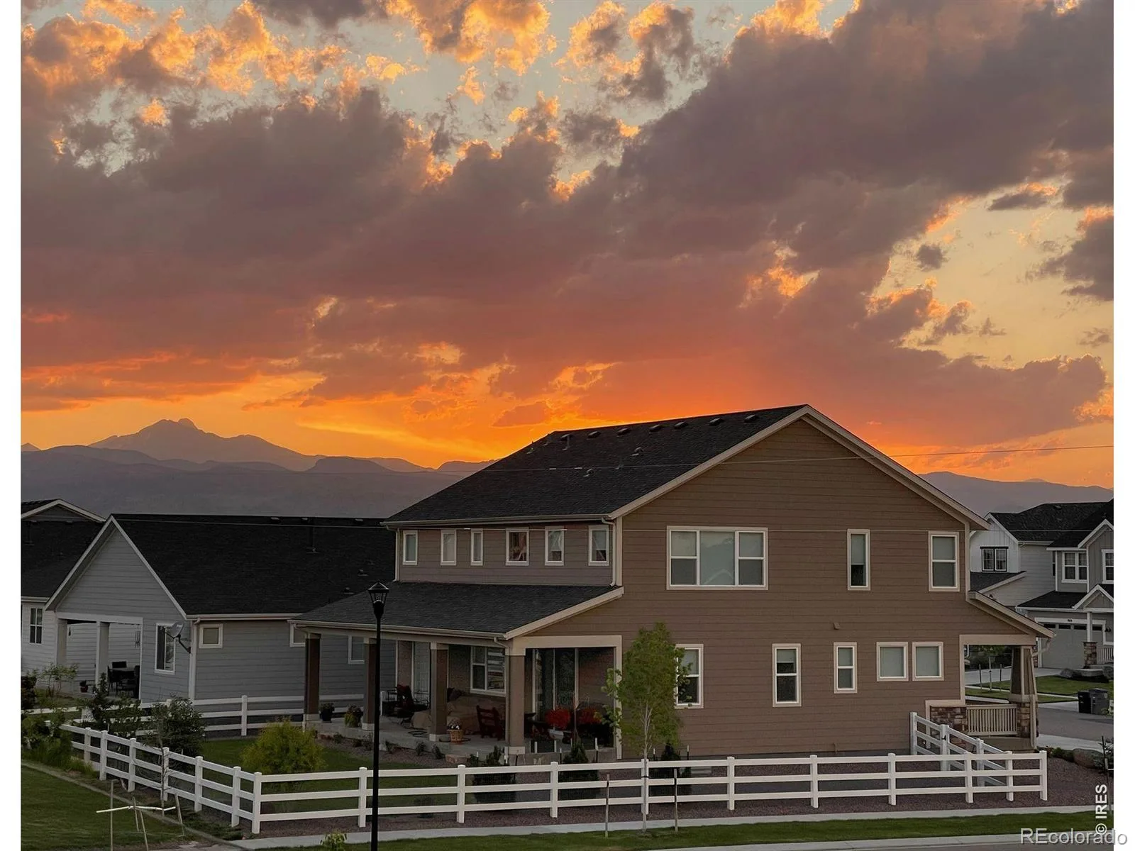 1910 High Plains Drive Longmont CO 80503 MLS #RECIR1053086 05312026004924 1600 34