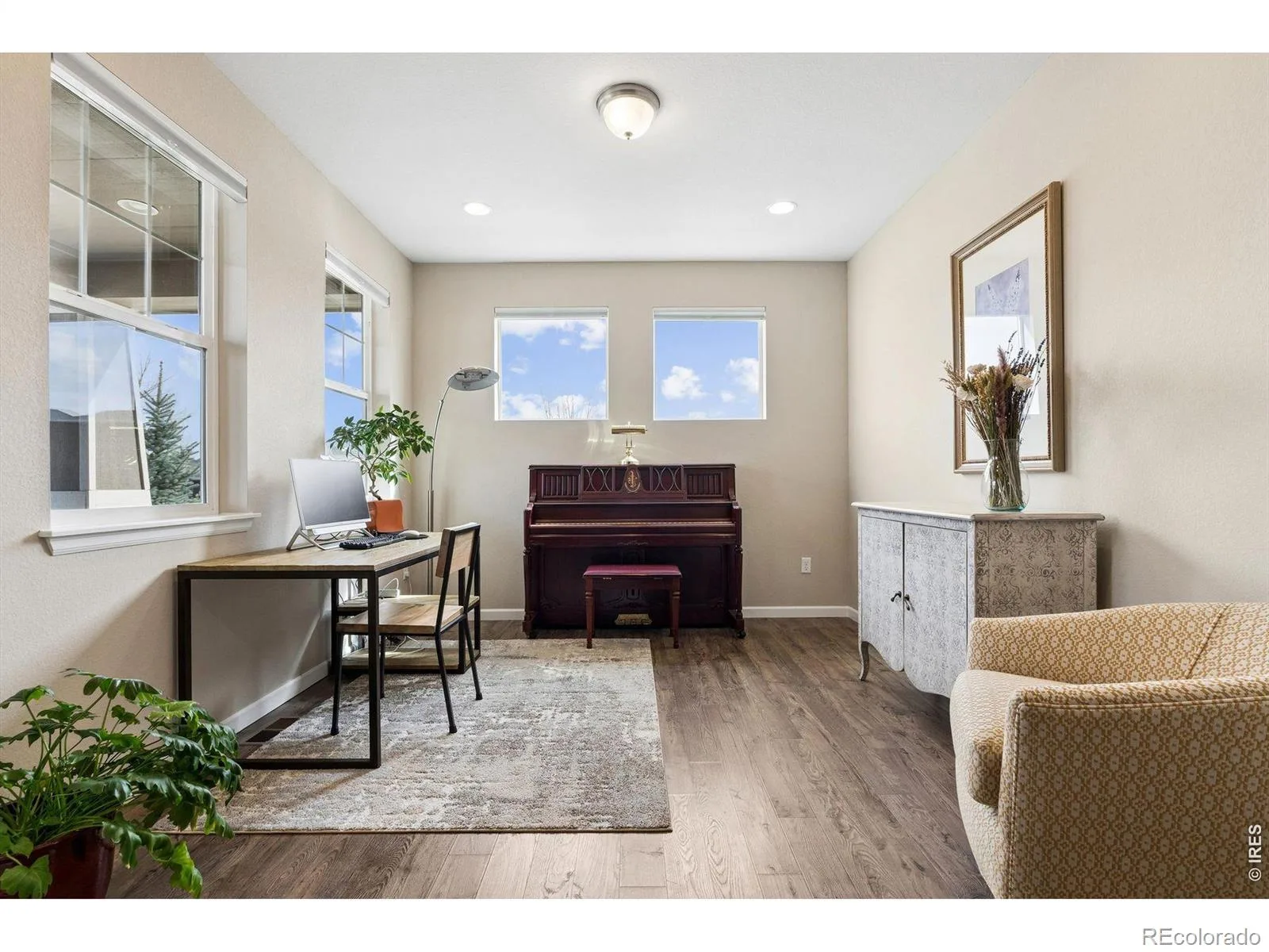 1910 High Plains Drive Longmont CO 80503 MLS #RECIR1053086 05312026004924 1600 4