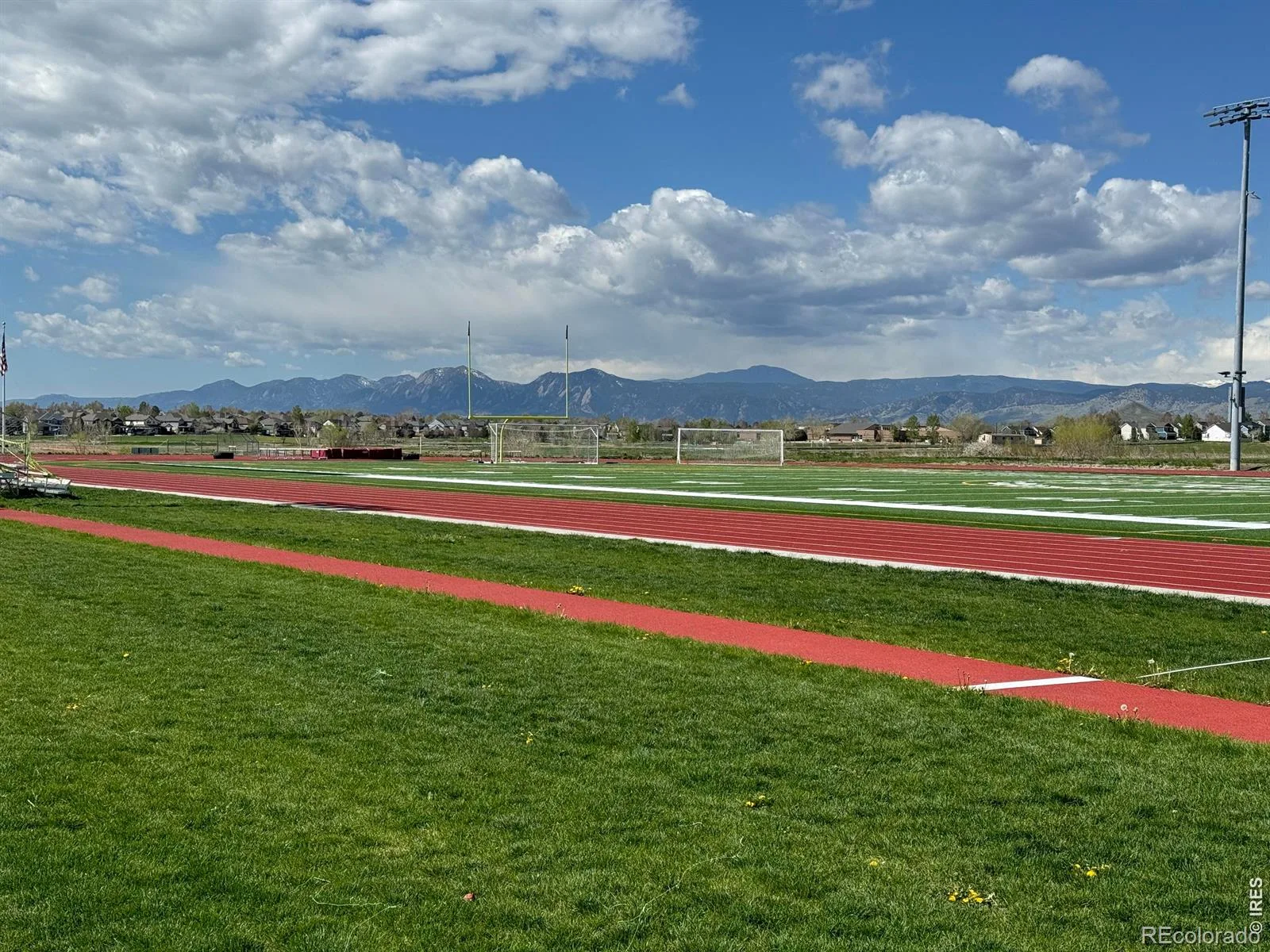 1910 High Plains Drive Longmont CO 80503 MLS #RECIR1053086 05312026004924 1600 46