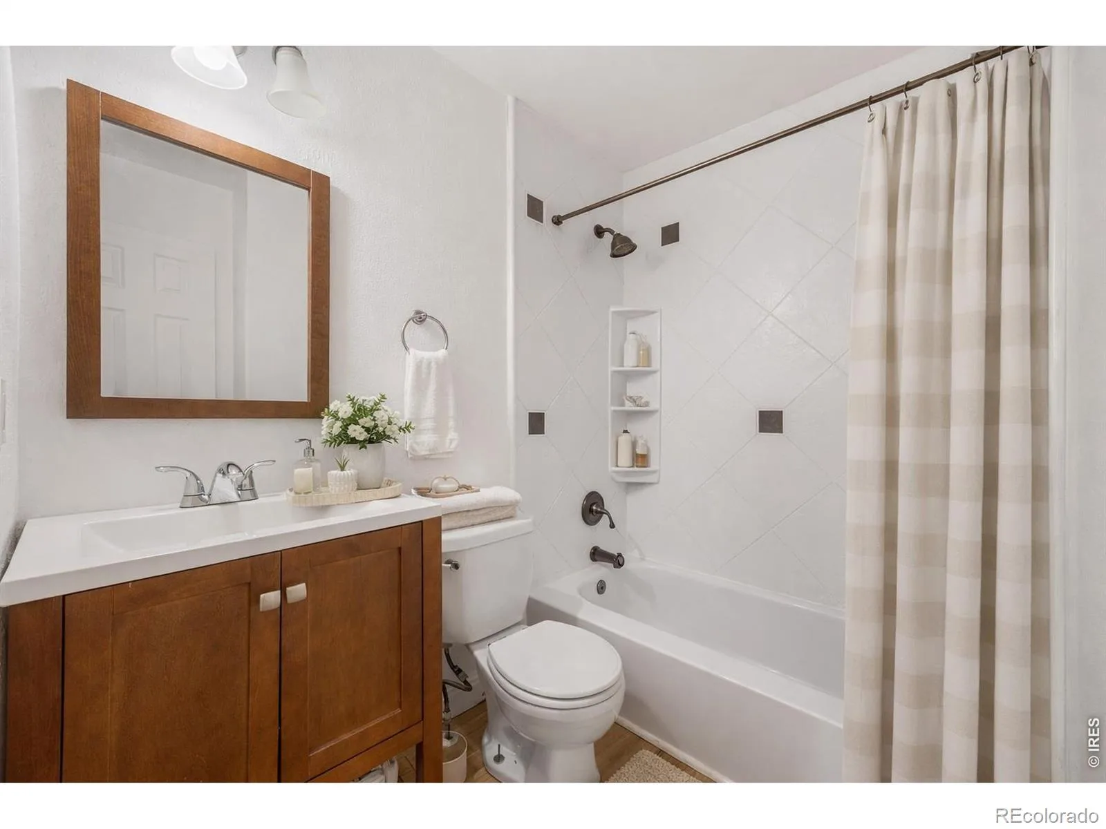 195 S Sable Boulevard #U23 Aurora CO 80012 | MLS #RECIR1053233 08232026002156 1600 8