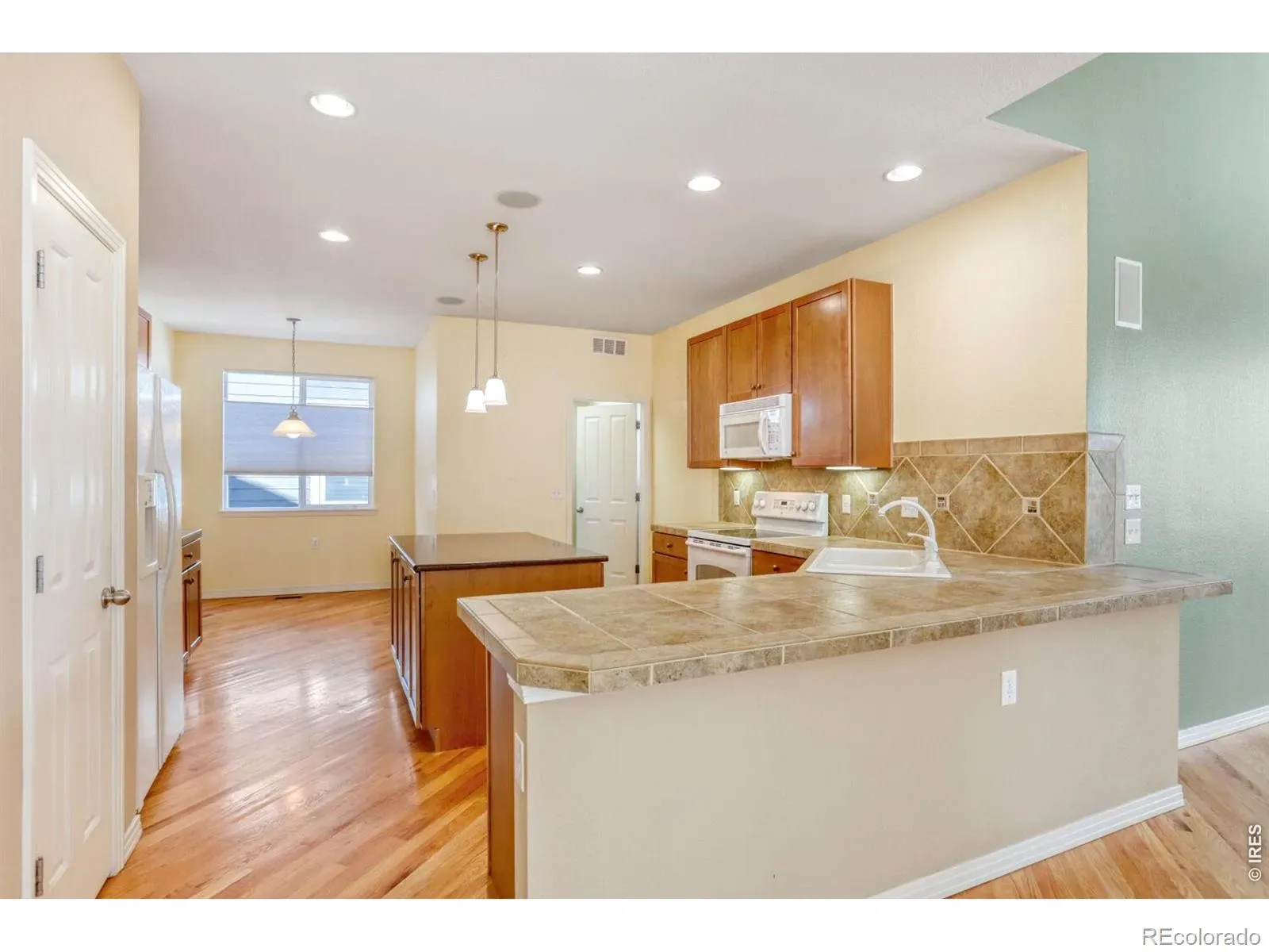 03092026050559 1600 10