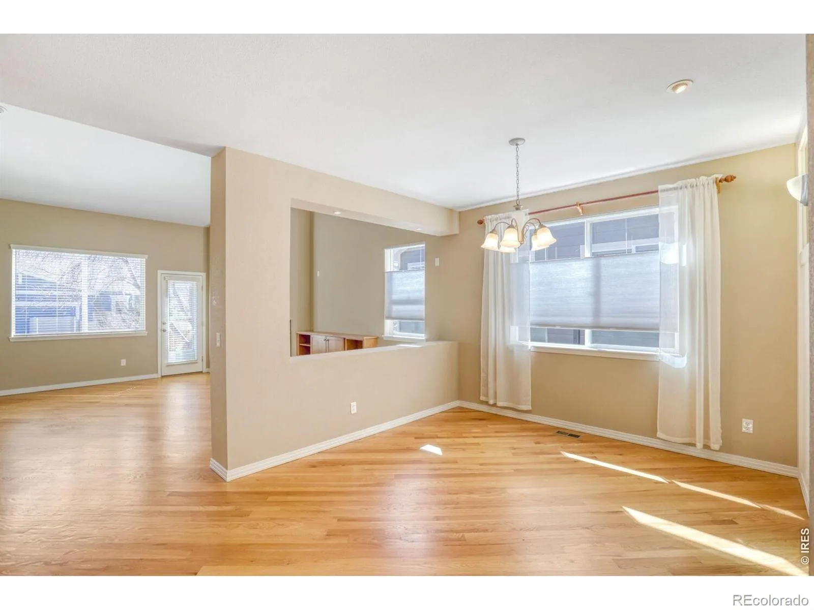527 Deerwood Drive Longmont CO 80504 | MLS #RECIR1053296 08122026120614 1600 15