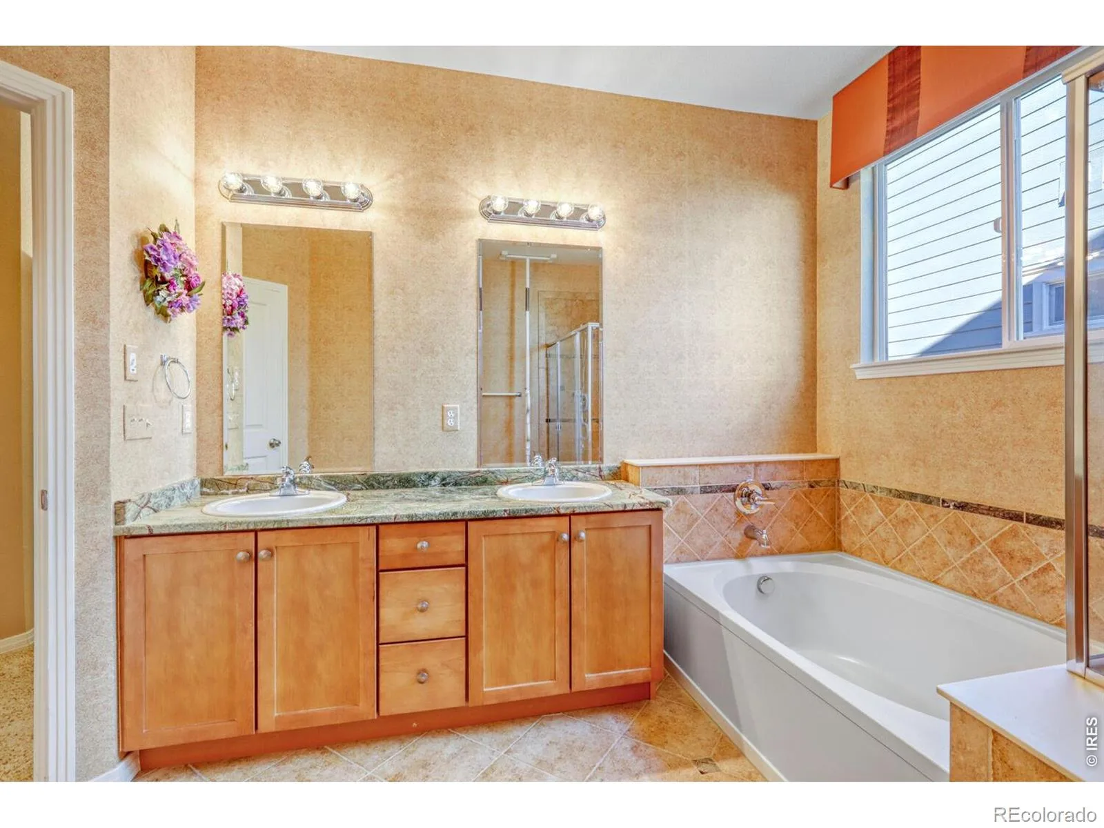 527 Deerwood Drive Longmont CO 80504 | MLS #RECIR1053296 08122026120614 1600 21