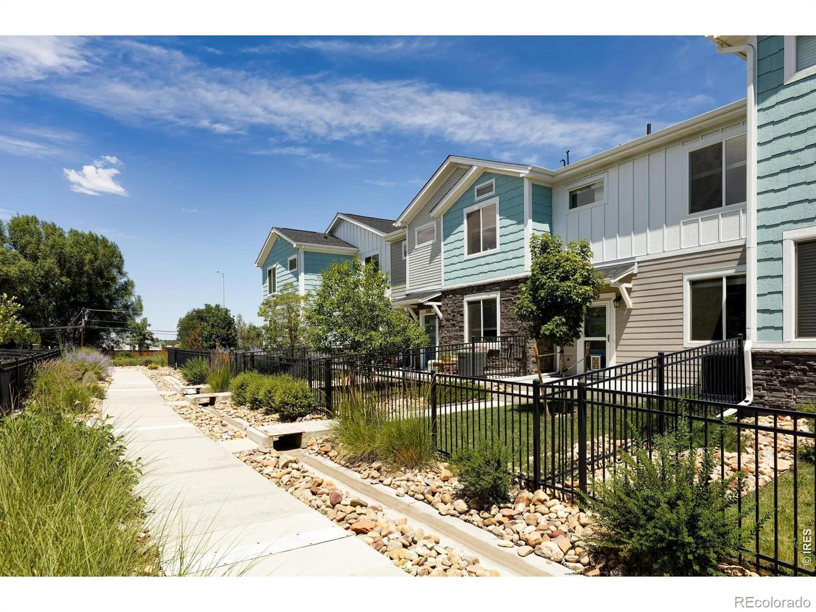 610 Stonebridge Drive Longmont CO 80503 | MLS #RECIR1053329 07152026190519 1600 1