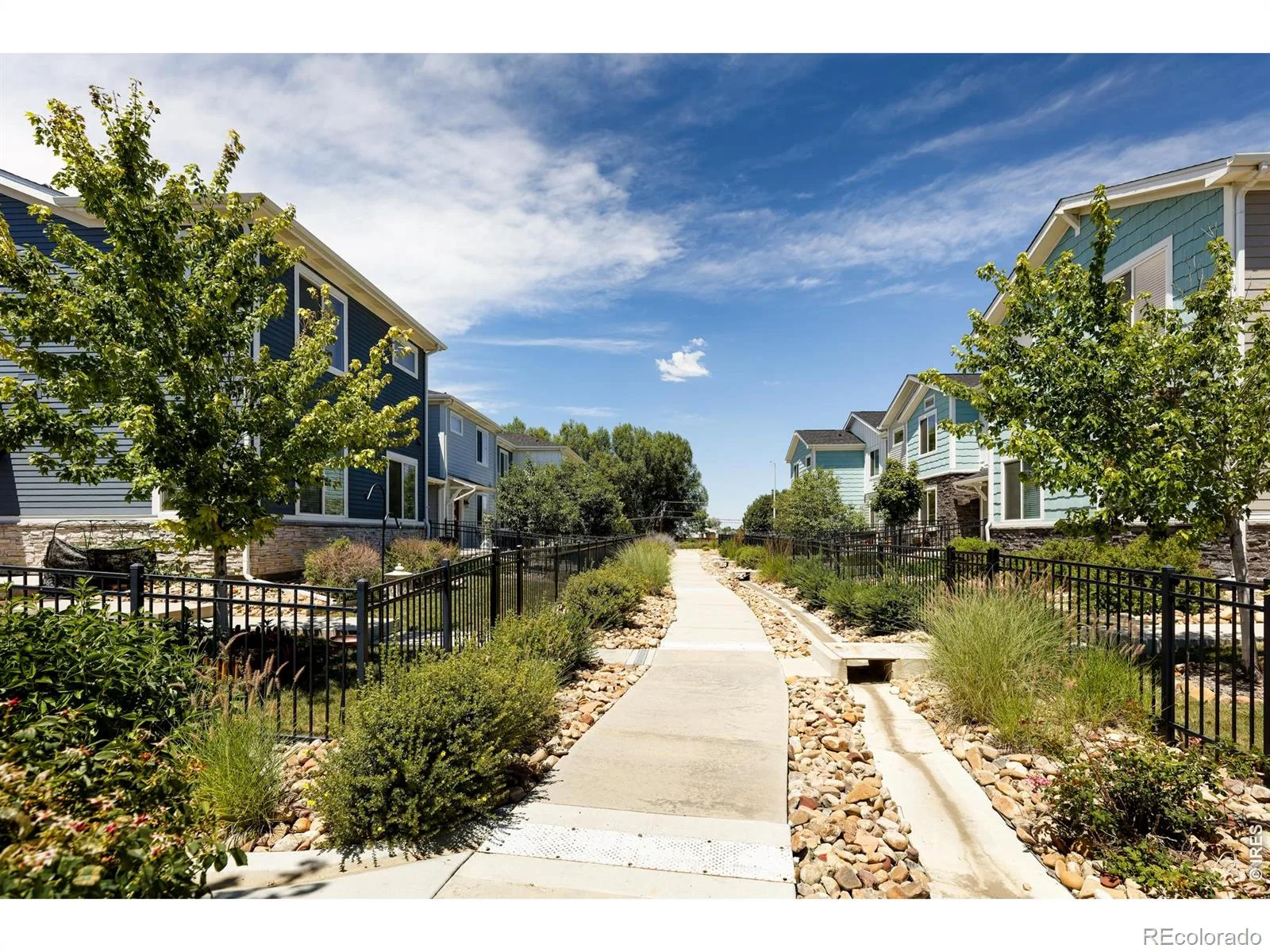 610 Stonebridge Drive Longmont CO 80503 | MLS #RECIR1053329 07152026190519 1600 4