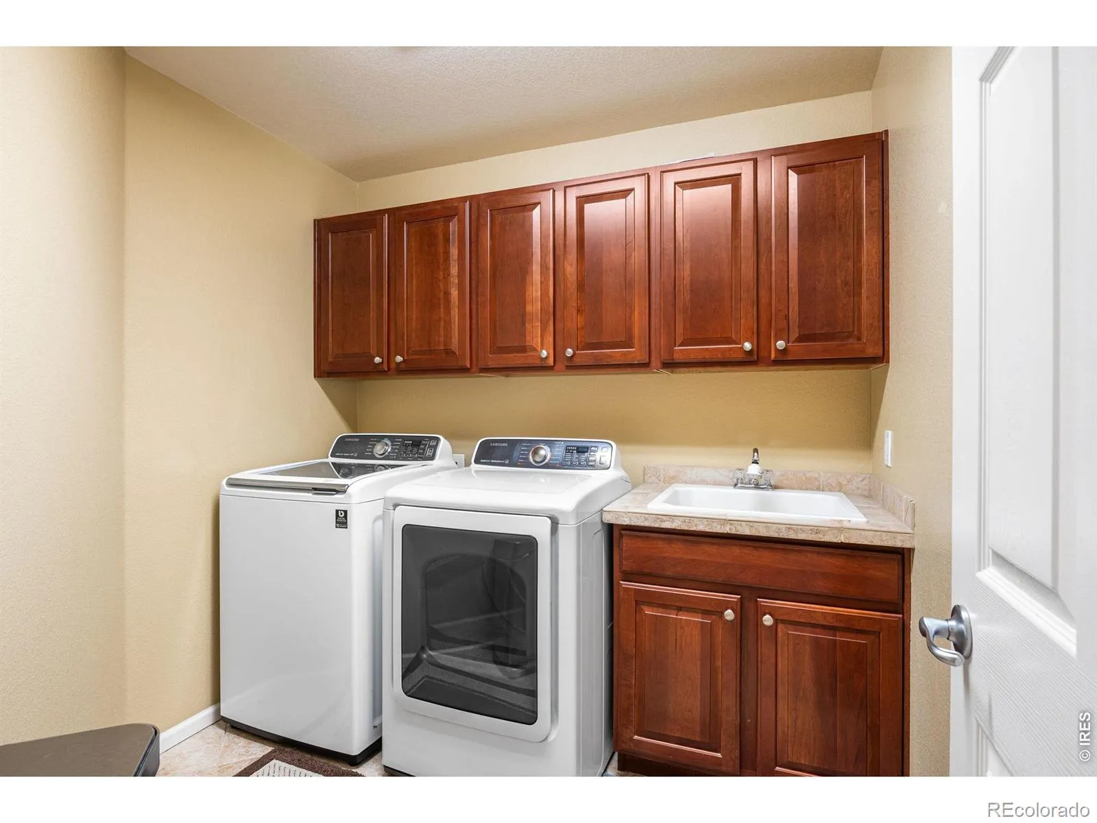 15957 W 60th Circle Golden CO 80403 MLS #RECIR1053339 05152026202802 1600 23