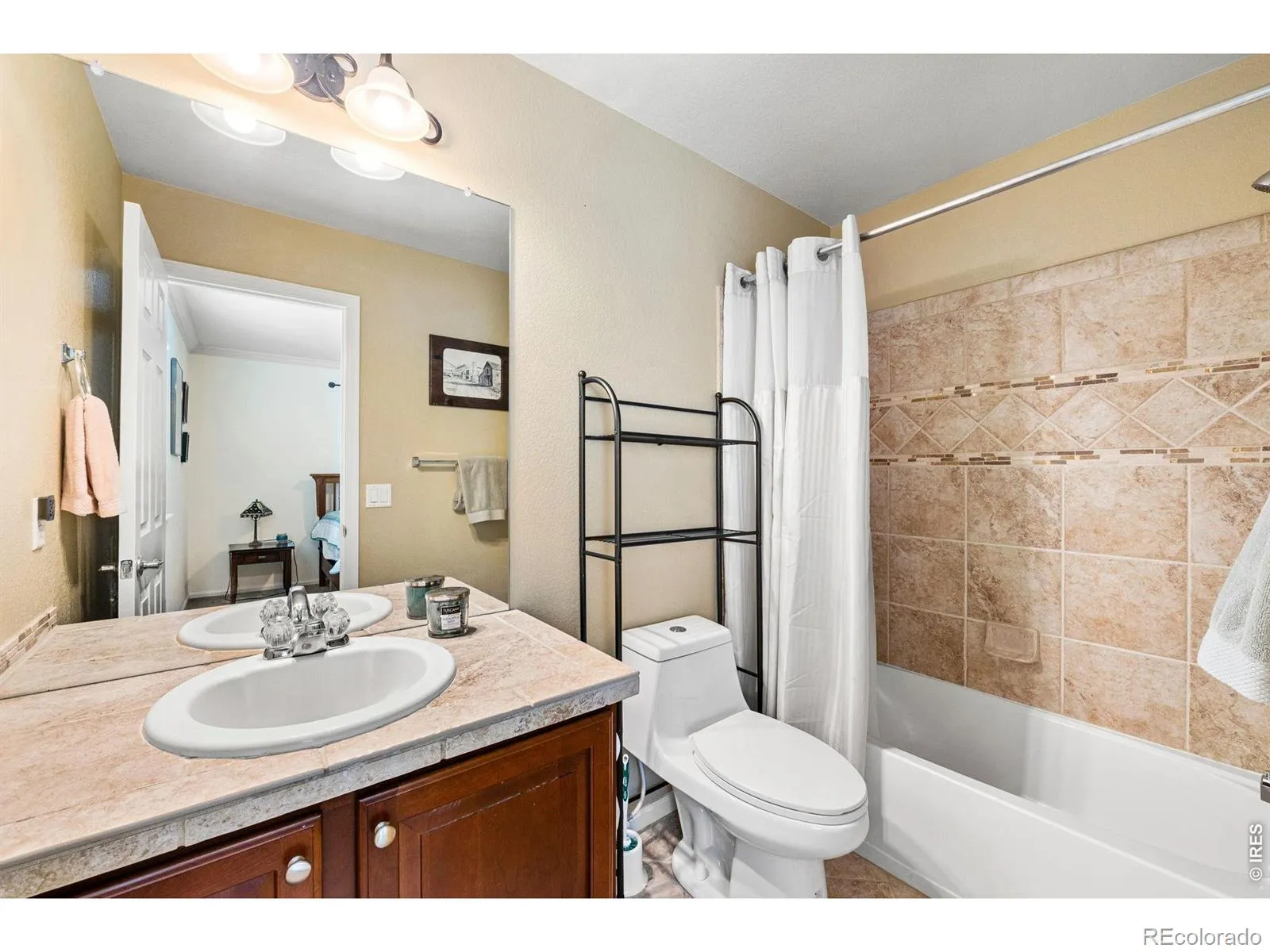 15957 W 60th Circle Golden CO 80403 MLS #RECIR1053339 05152026202802 1600 26