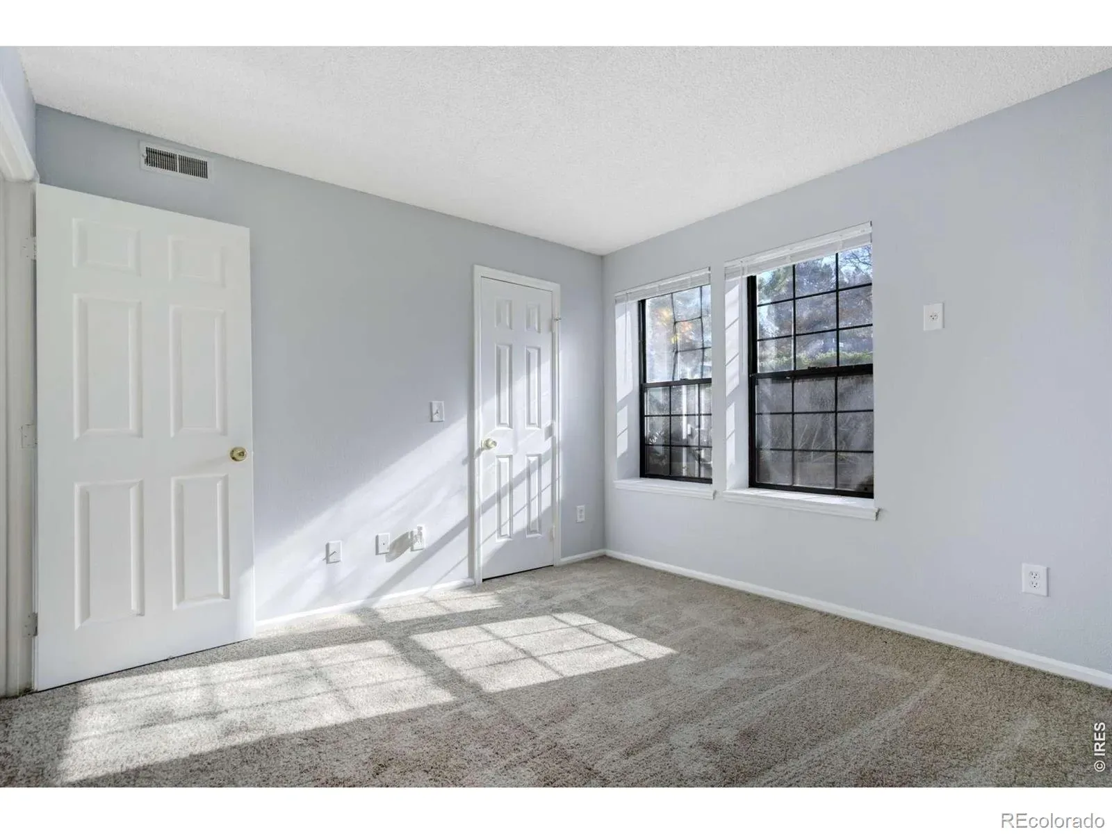 16001 E Alaska Place #1 Aurora CO 80017 MLS #RECIR1053405 03102026221039 1600 11