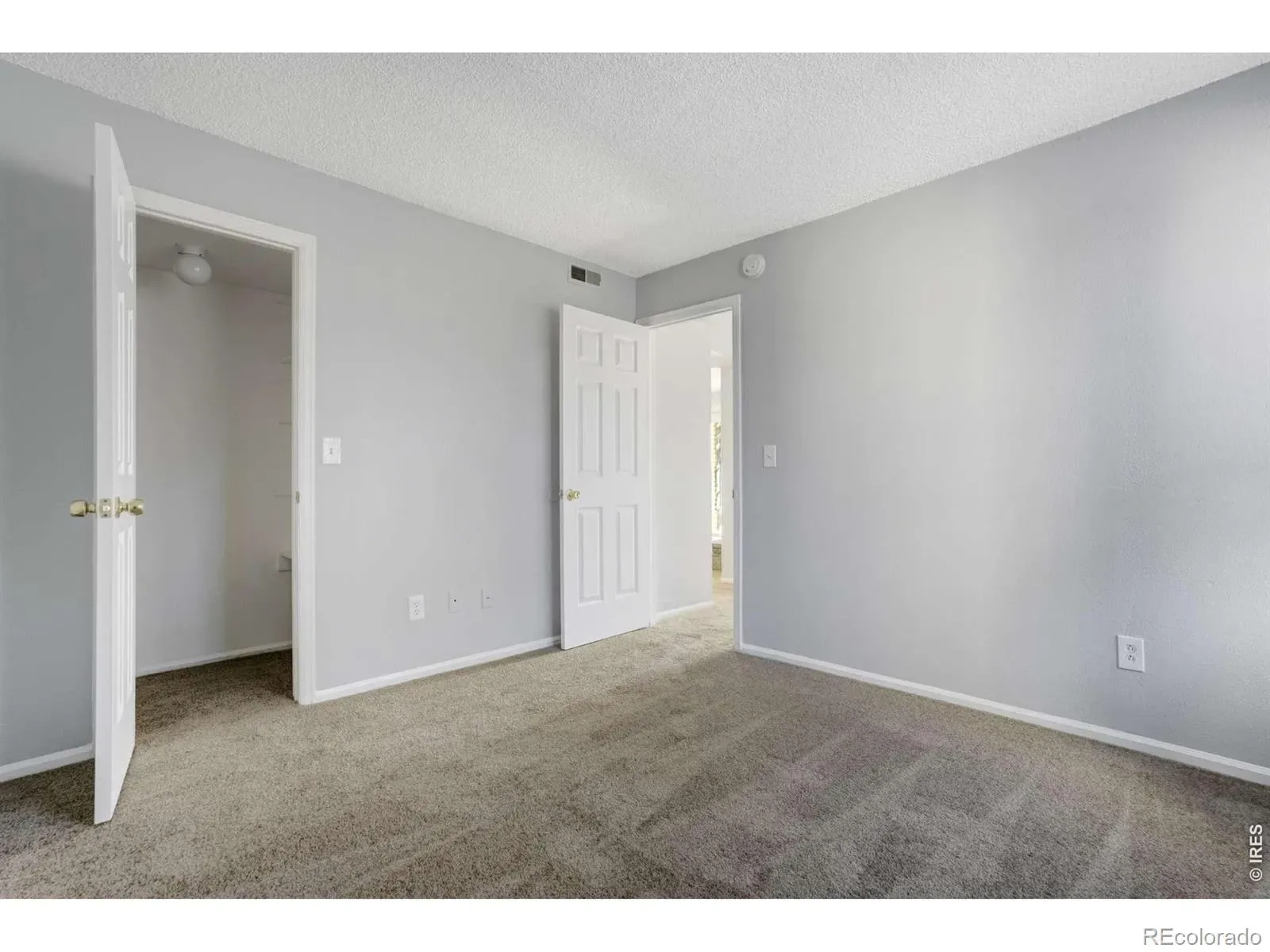 16001 E Alaska Place #1 Aurora CO 80017 MLS #RECIR1053405 03102026221039 1600 23