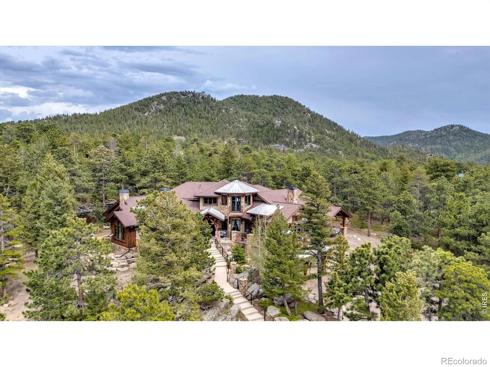 11981 Spruce Canyon Circle Golden CO 80403 | MLS #RECIR1053482 06082026231917 1600 37