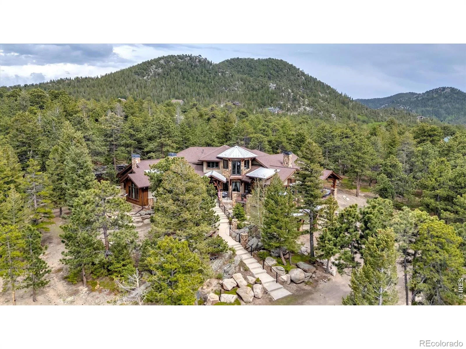 11981 Spruce Canyon Circle Golden CO 80403 | MLS #RECIR1053482 06082026231917 1600 41