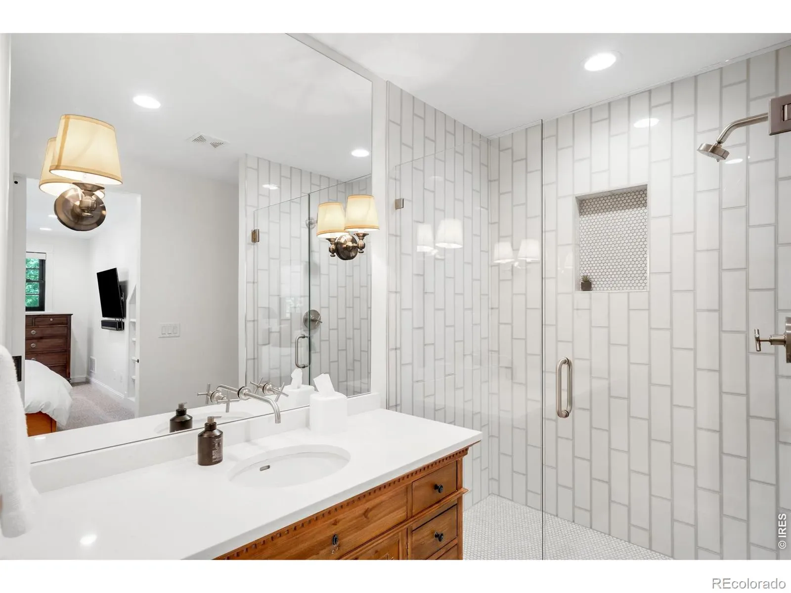 03122026235527 1600 32