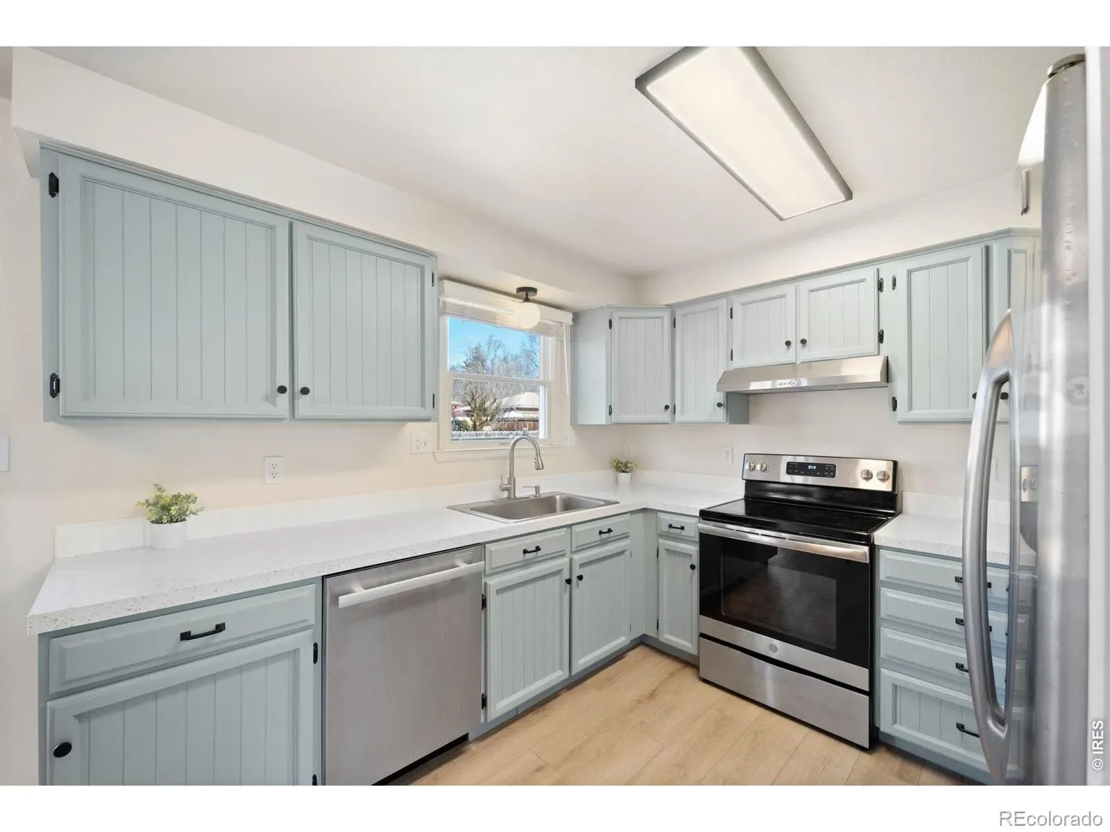 03132026004528 1600 12