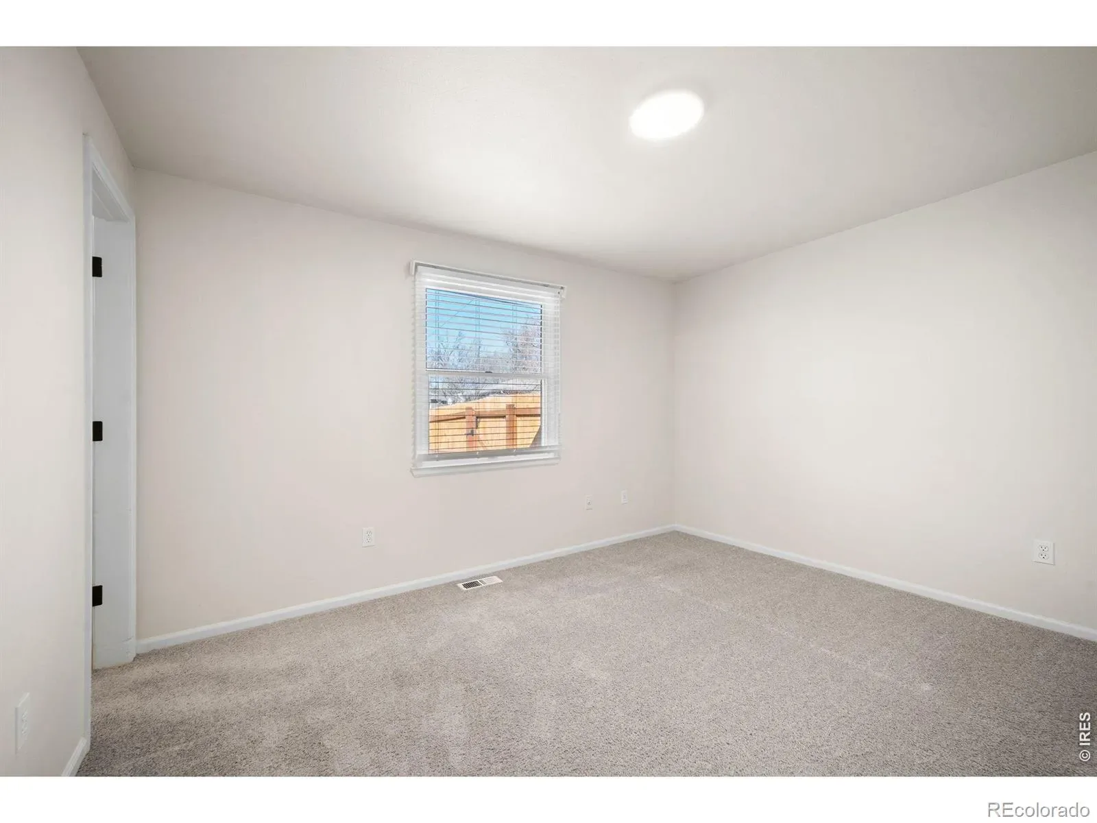 03132026004528 1600 22