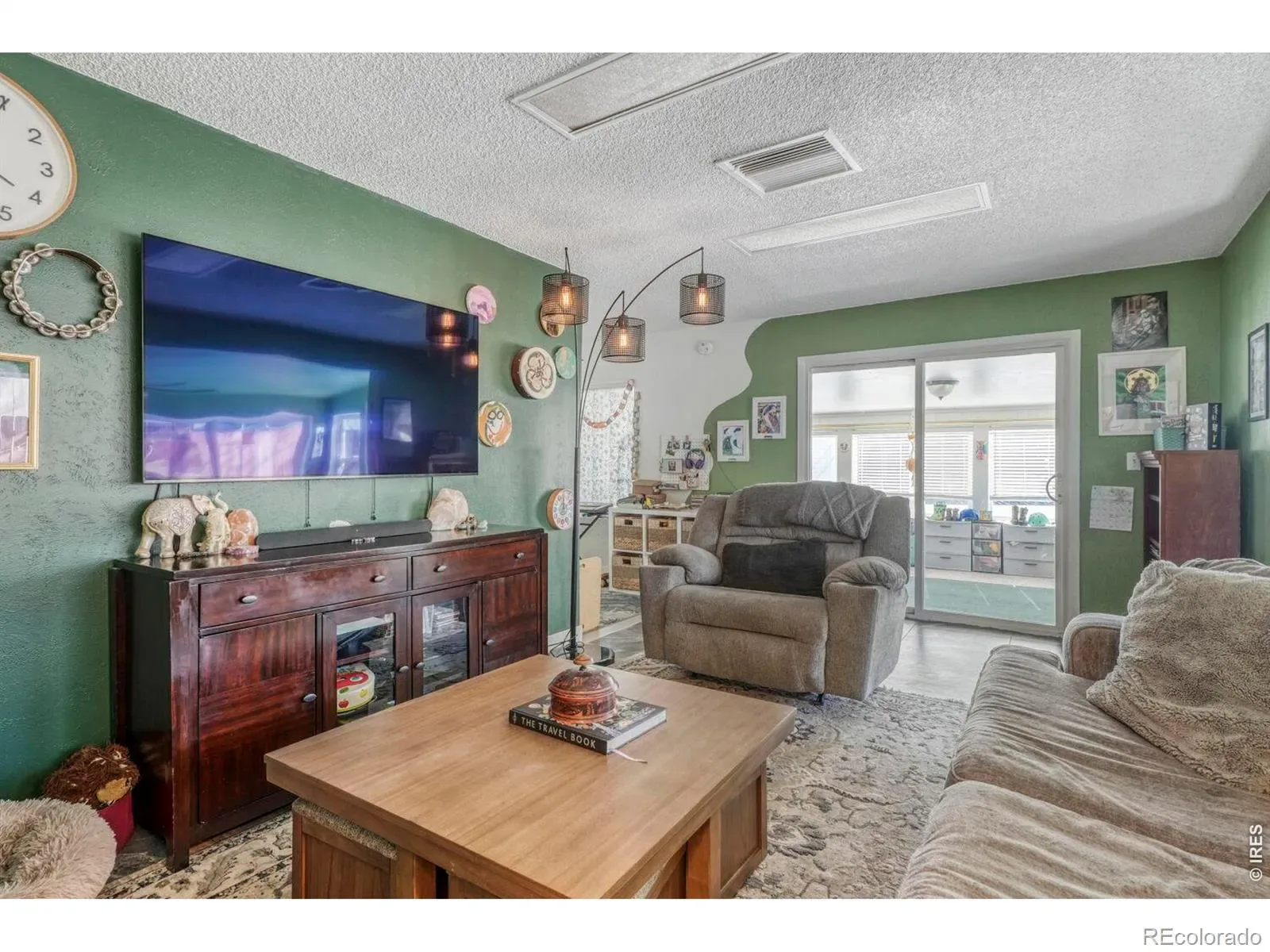 03202026011759 1600 13