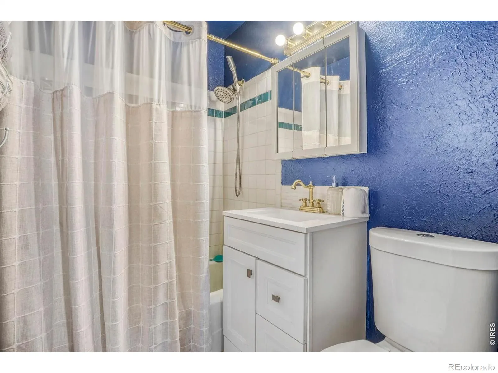 03202026011759 1600 20