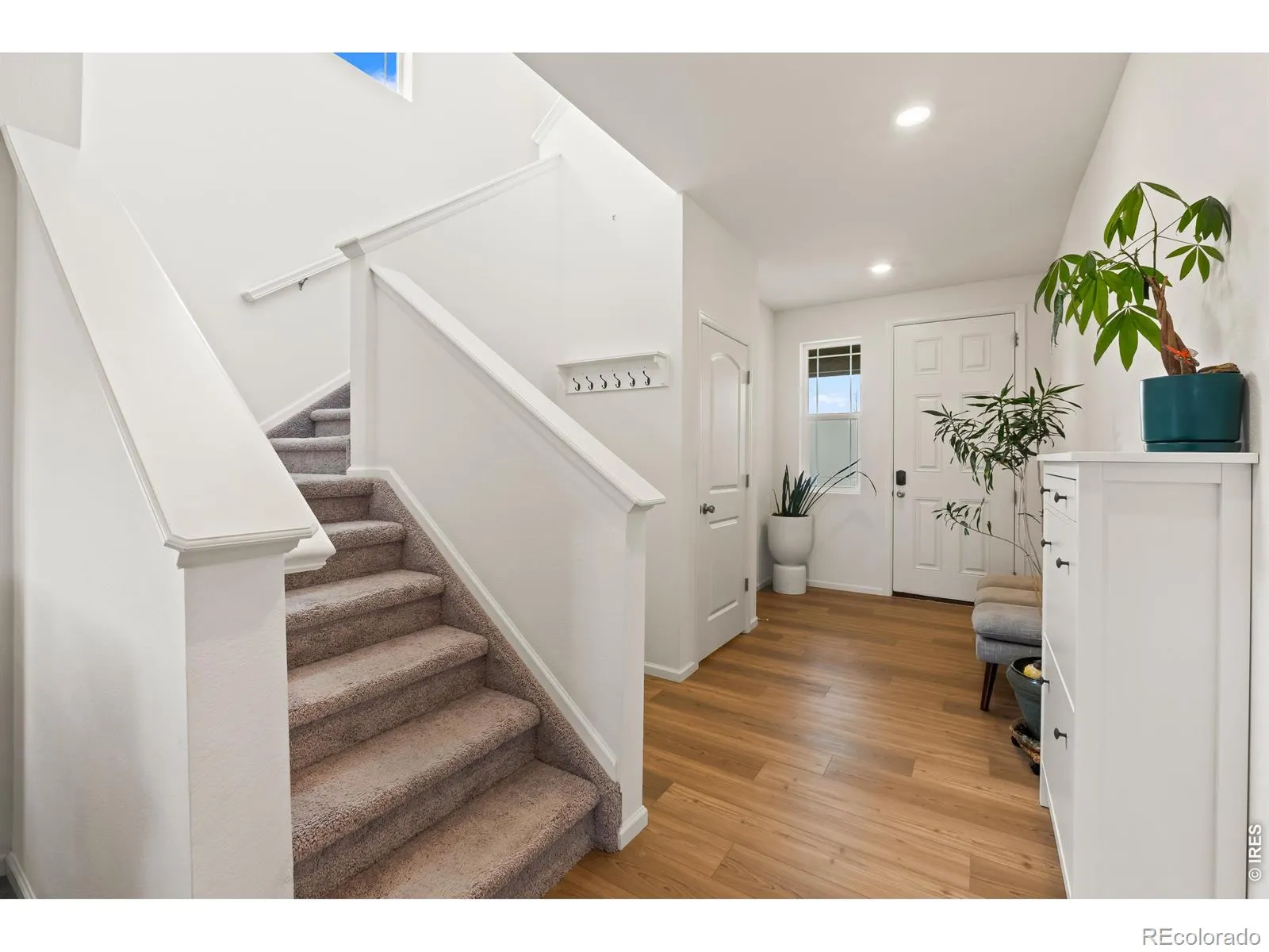 17563 W 93rd Place Arvada CO 80007 MLS #RECIR1053859 04242026003552 1600 10