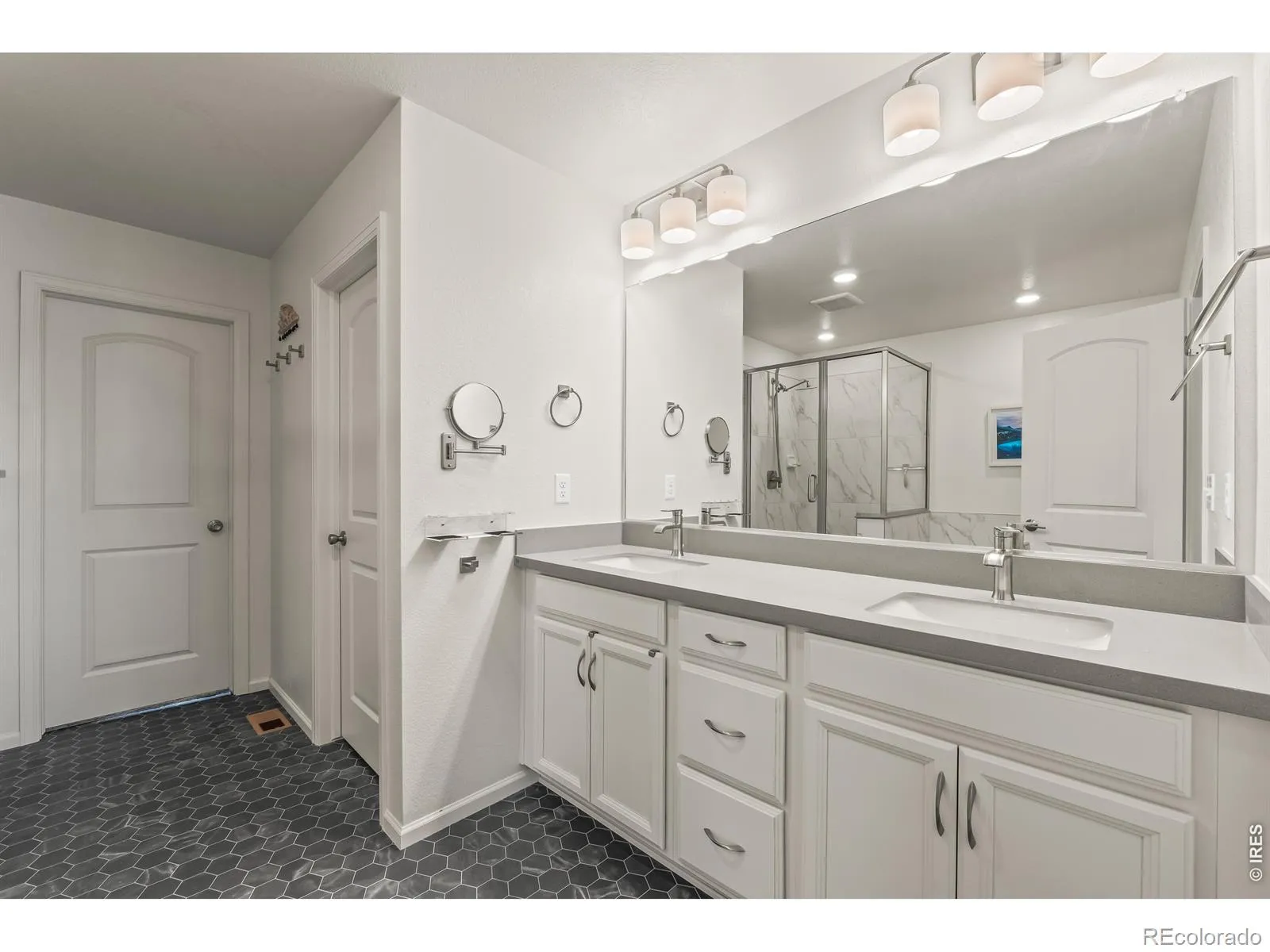 17563 W 93rd Place Arvada CO 80007 MLS #RECIR1053859 04242026003552 1600 28
