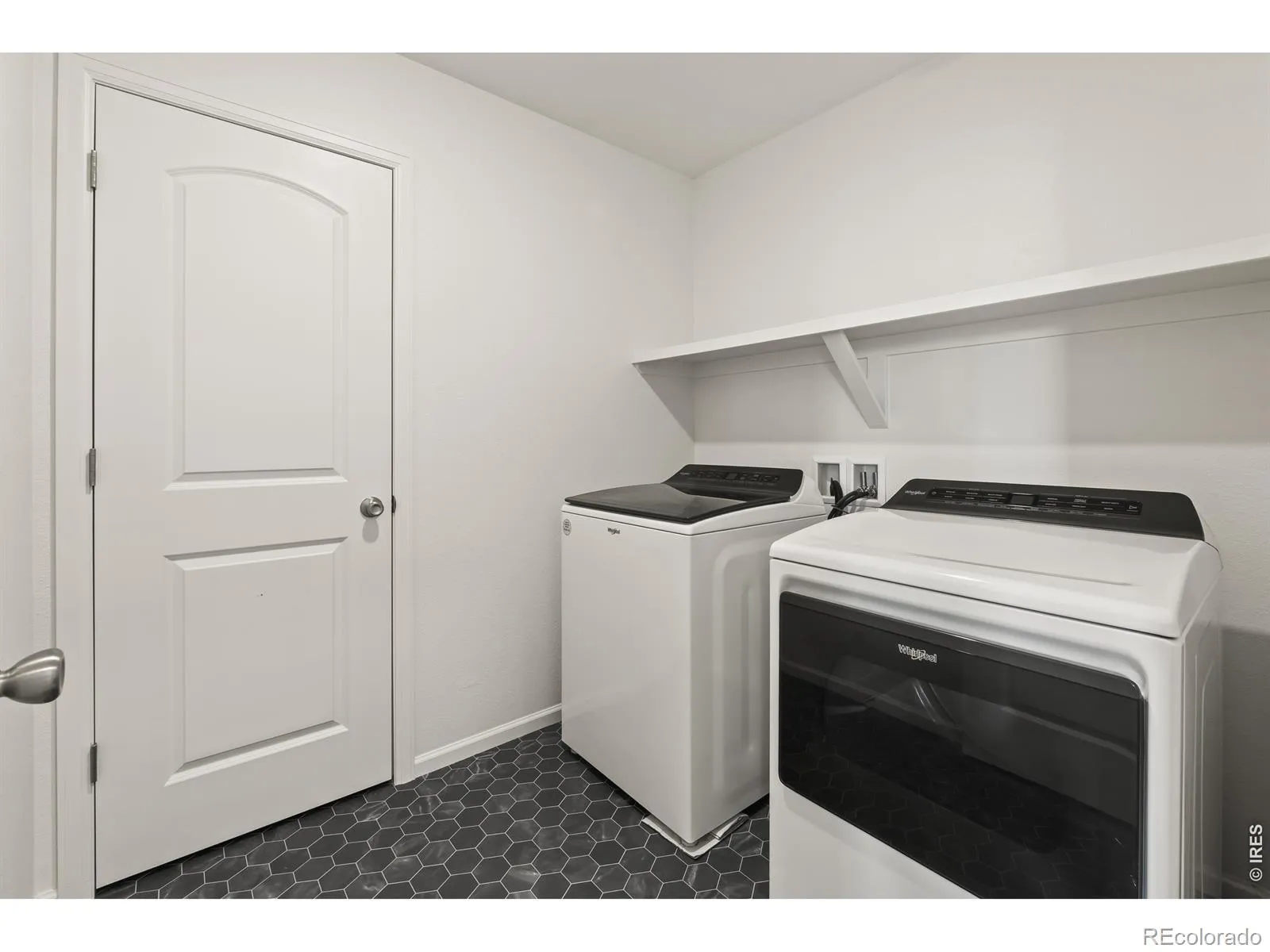 17563 W 93rd Place Arvada CO 80007 MLS #RECIR1053859 04242026003552 1600 33