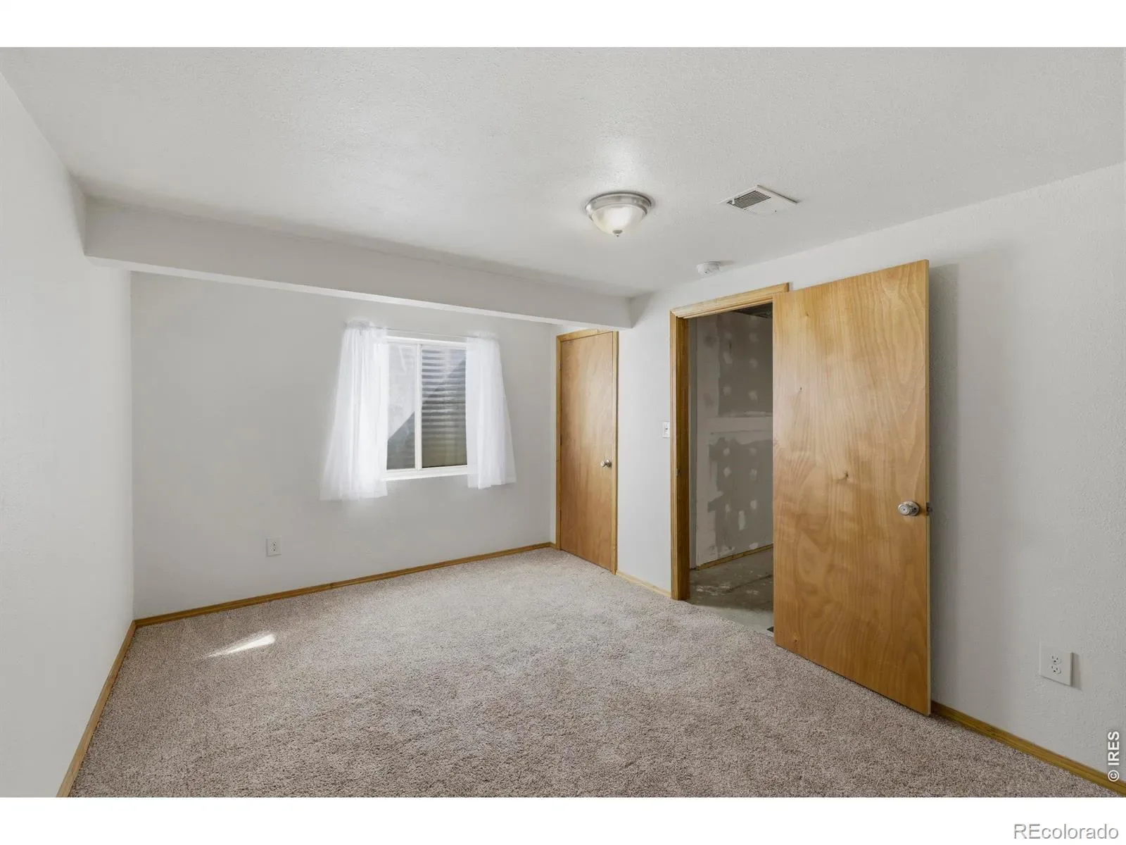 03232026163754 1600 22