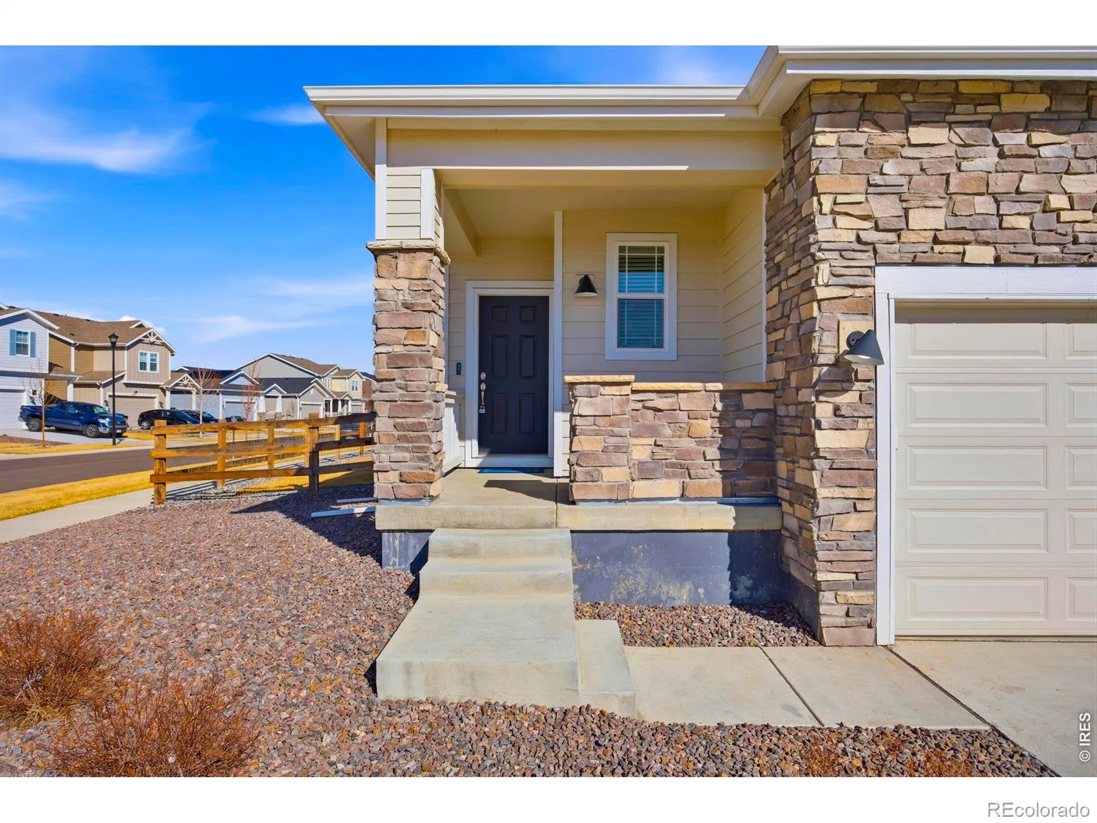 438 Overbrook Lane Longmont CO 80504 MLS #RECIR1054036 05242026153922 1600 26