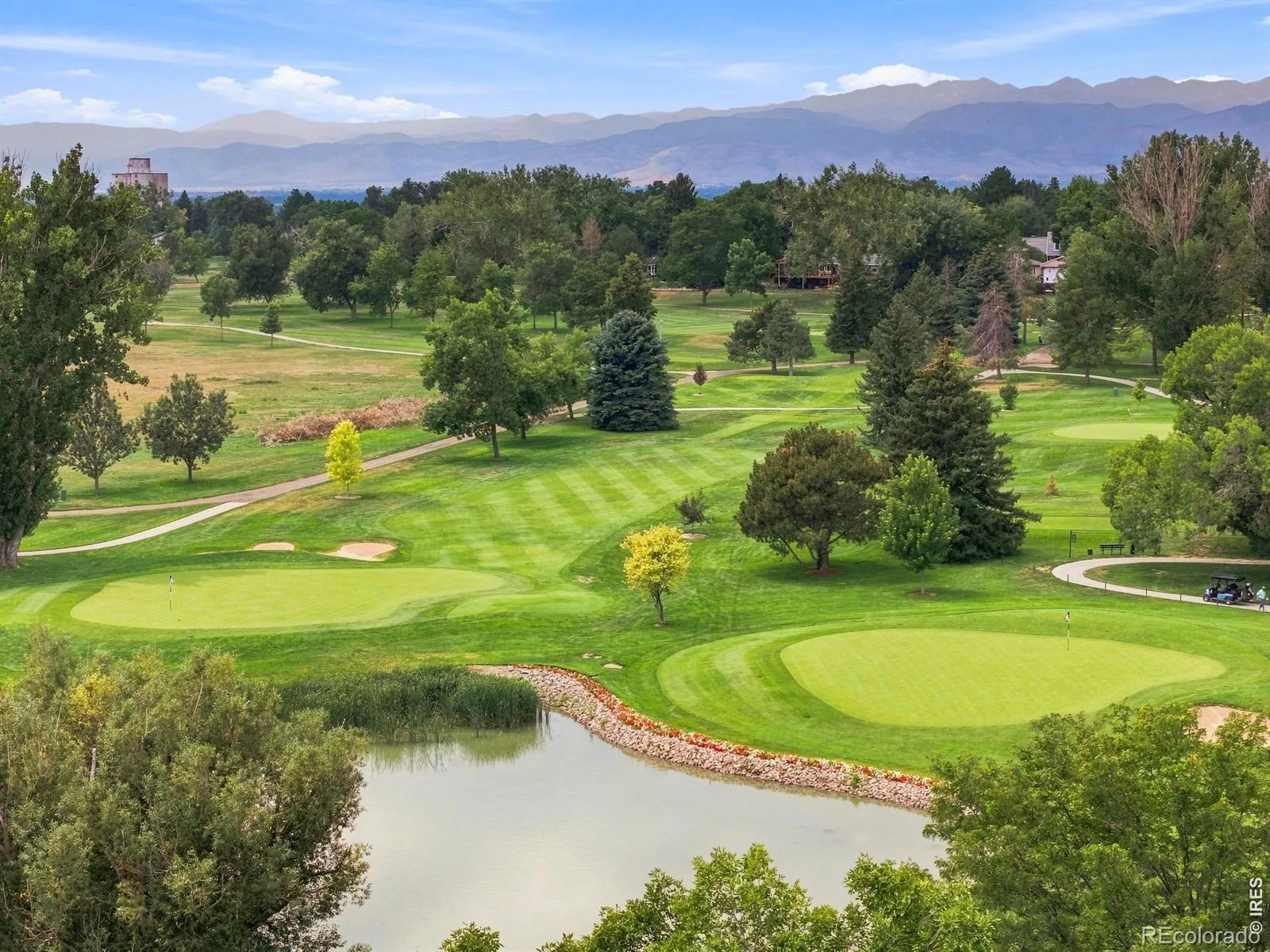 438 Overbrook Lane Longmont CO 80504 | MLS #RECIR1054036 08282026003932 1600 1