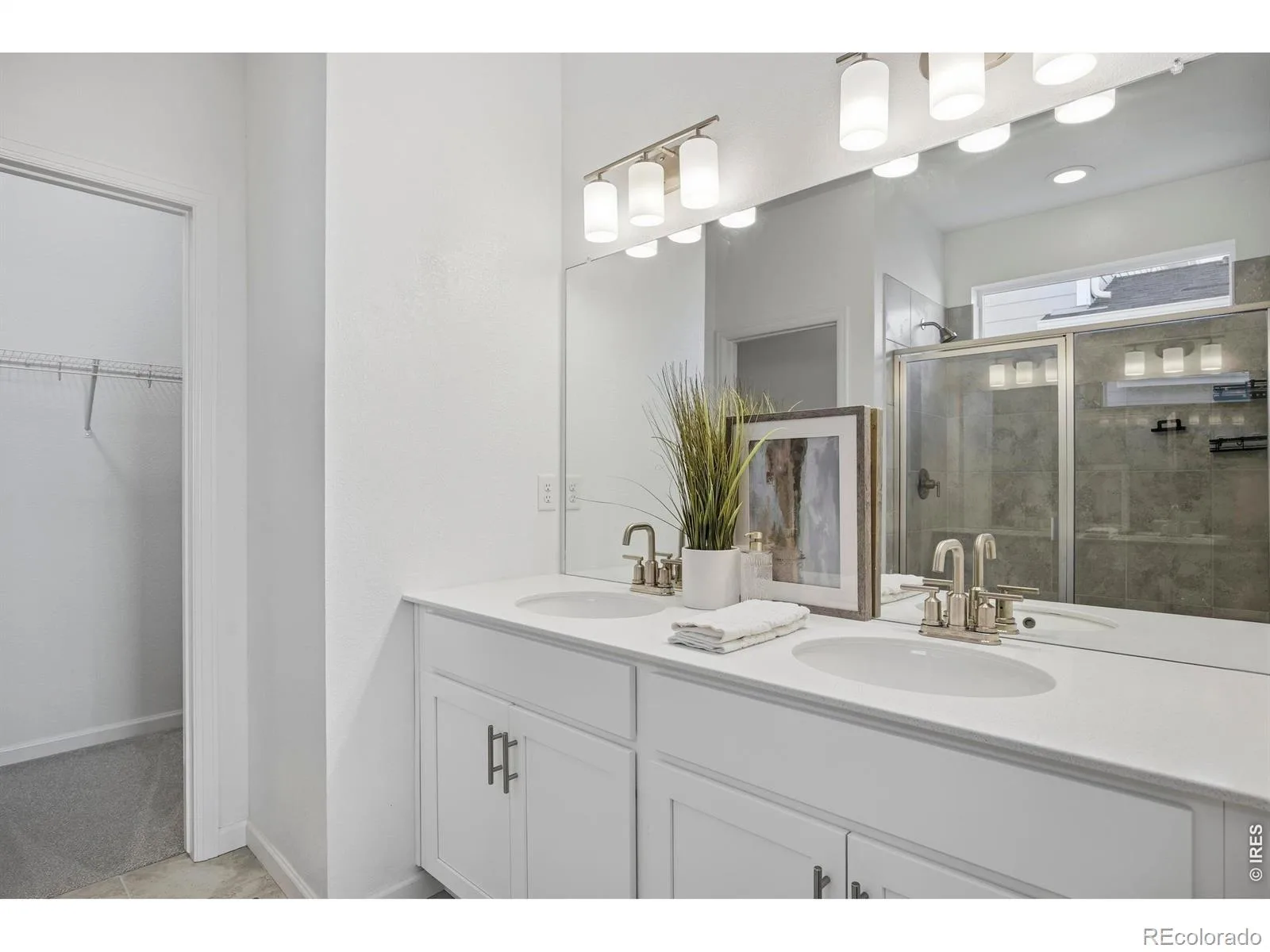 438 Overbrook Lane Longmont CO 80504 | MLS #RECIR1054036 08282026003932 1600 15