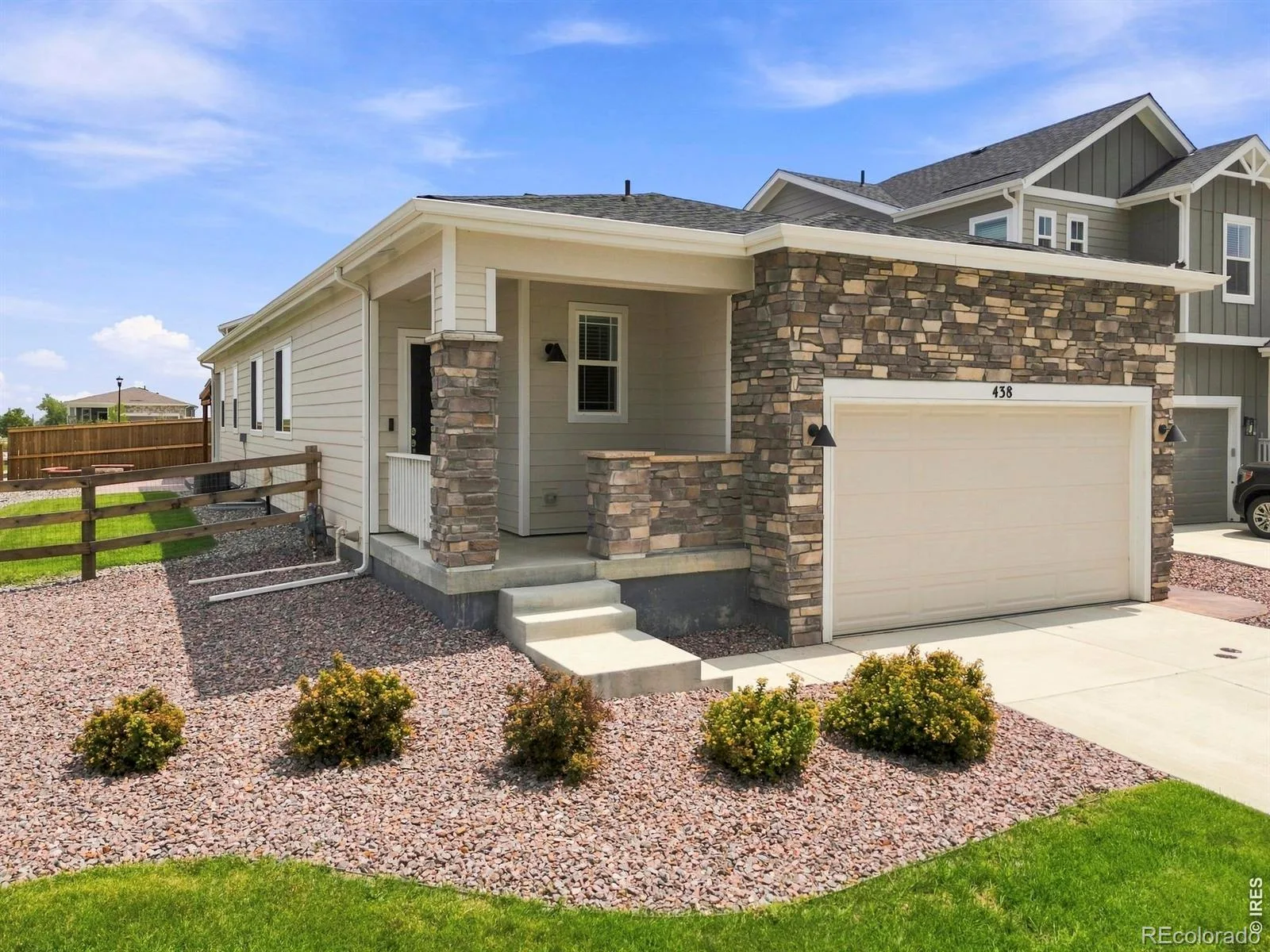 438 Overbrook Lane Longmont CO 80504 | MLS #RECIR1054036 08282026003932 1600 22