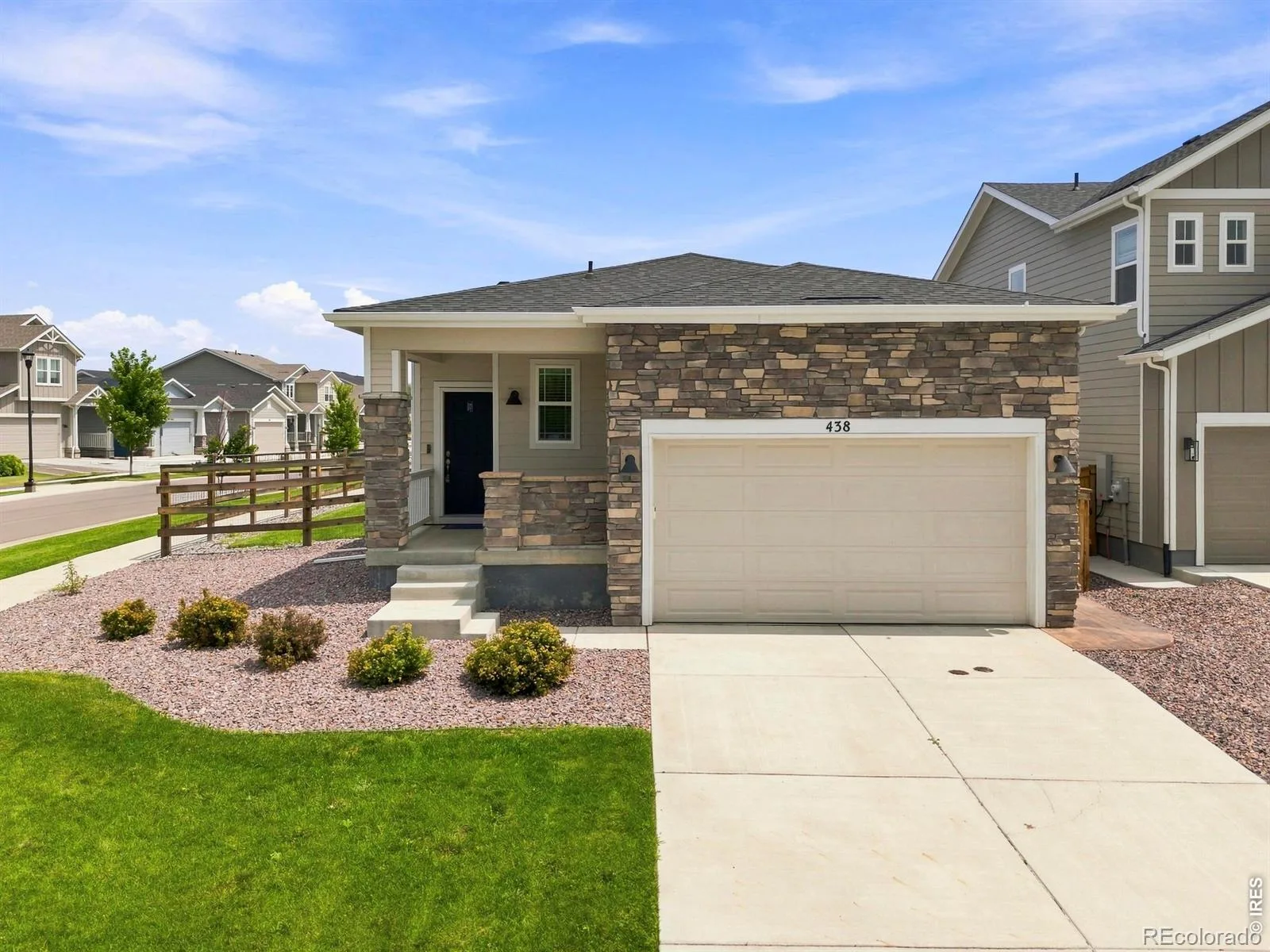 438 Overbrook Lane Longmont CO 80504 | MLS #RECIR1054036 08282026003932 1600 24