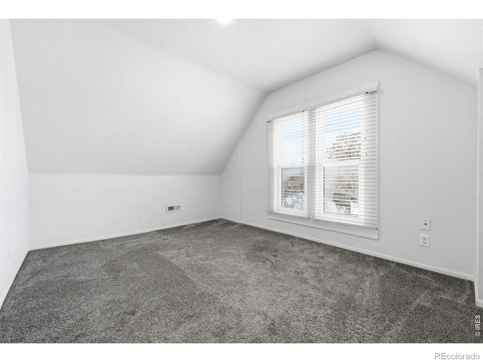 03202026010936 1600 24