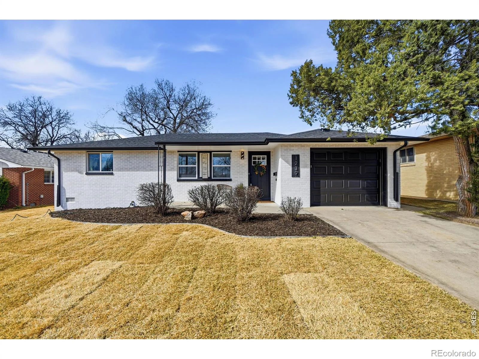 1239 Sunset Street Longmont CO 80501 MLS #RECIR1054104 06162026222020 1600 0