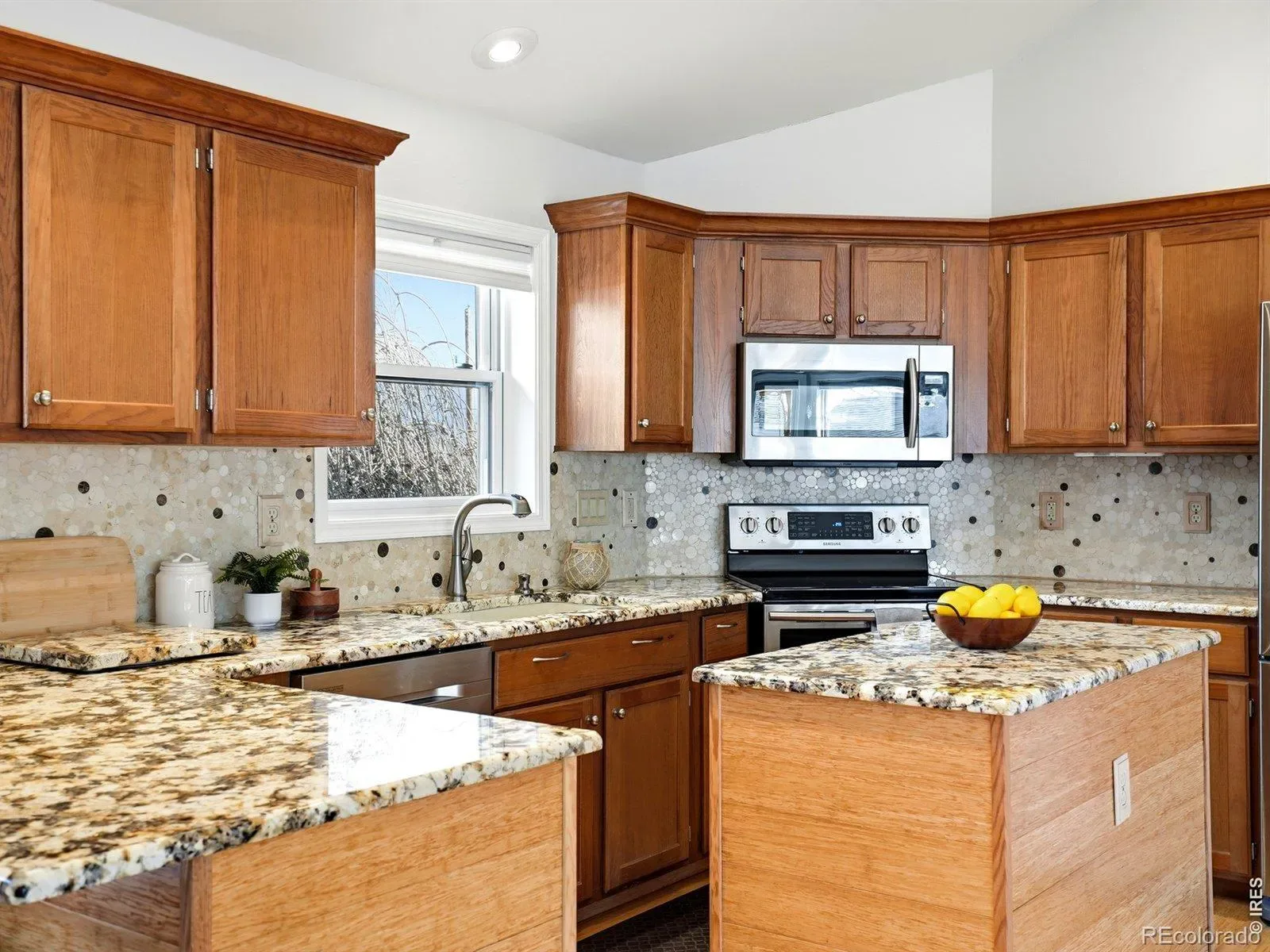 401 N Columbine Street Golden CO 80403 MLS #RECIR1054212 03192026204532 1600 14