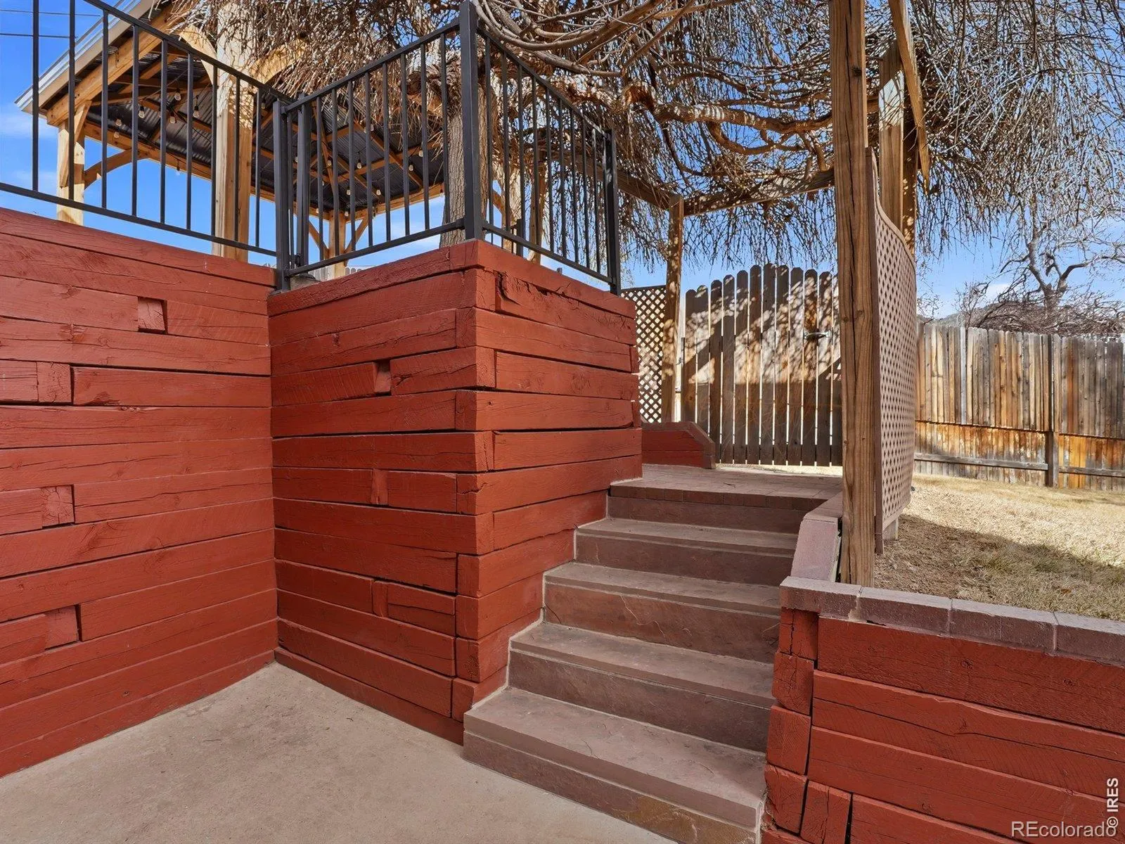 401 N Columbine Street Golden CO 80403 MLS #RECIR1054212 03192026204532 1600 31