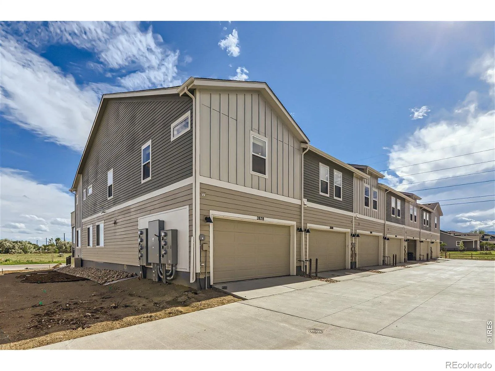 2850 Bear Springs Circle Longmont CO 80503 | MLS #RECIR1054213 07162026194727 1600 27