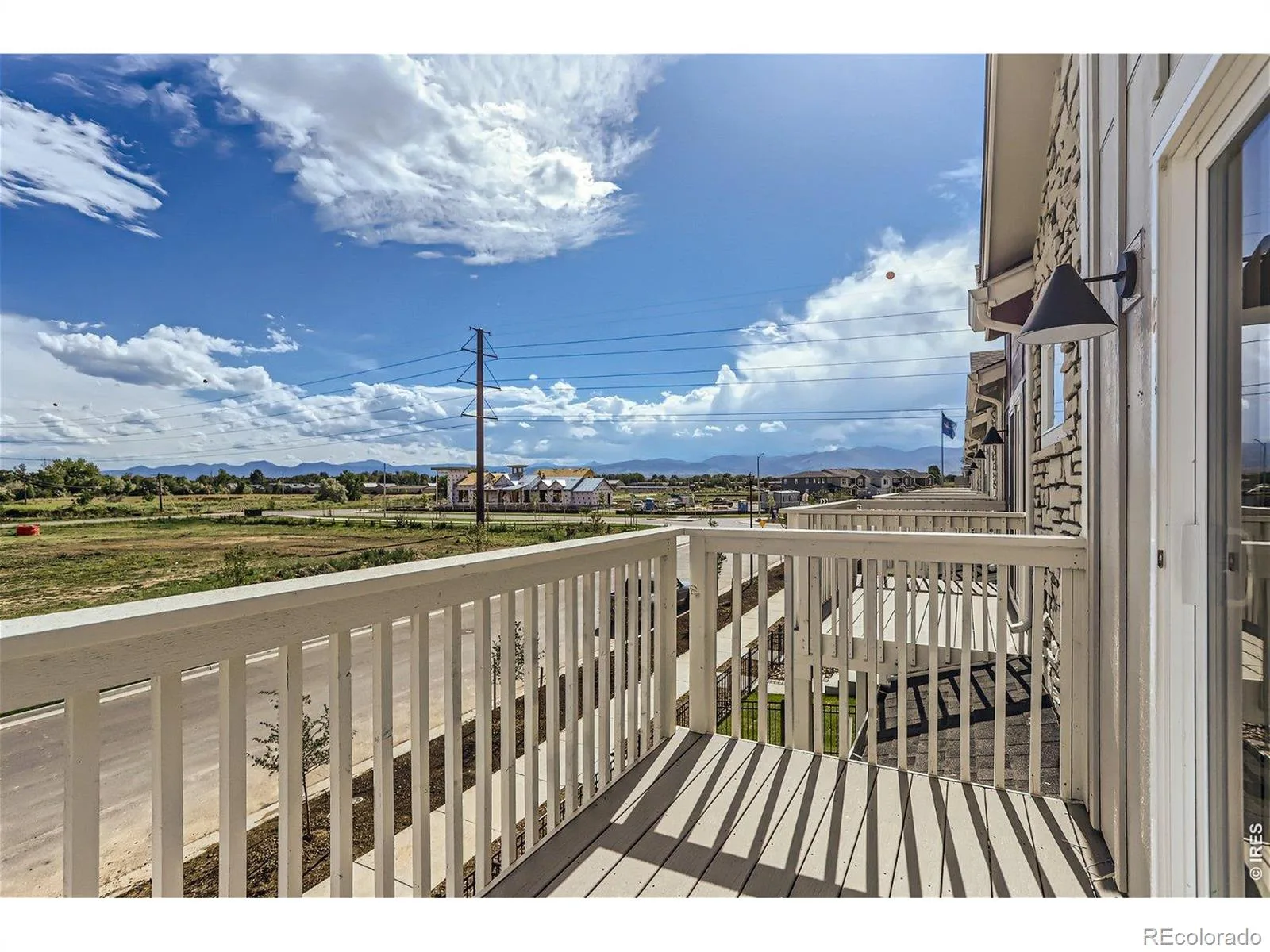 2850 Bear Springs Circle Longmont CO 80503 | MLS #RECIR1054213 07162026194727 1600 28