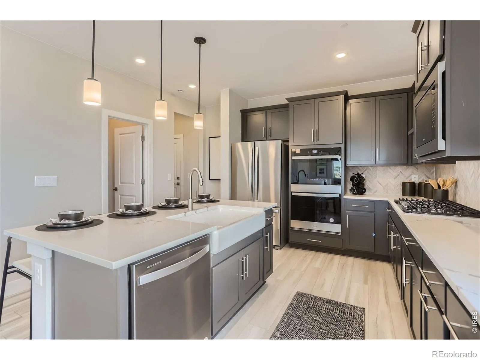 2850 Bear Springs Circle Longmont CO 80503 | MLS #RECIR1054213 07162026194727 1600 8