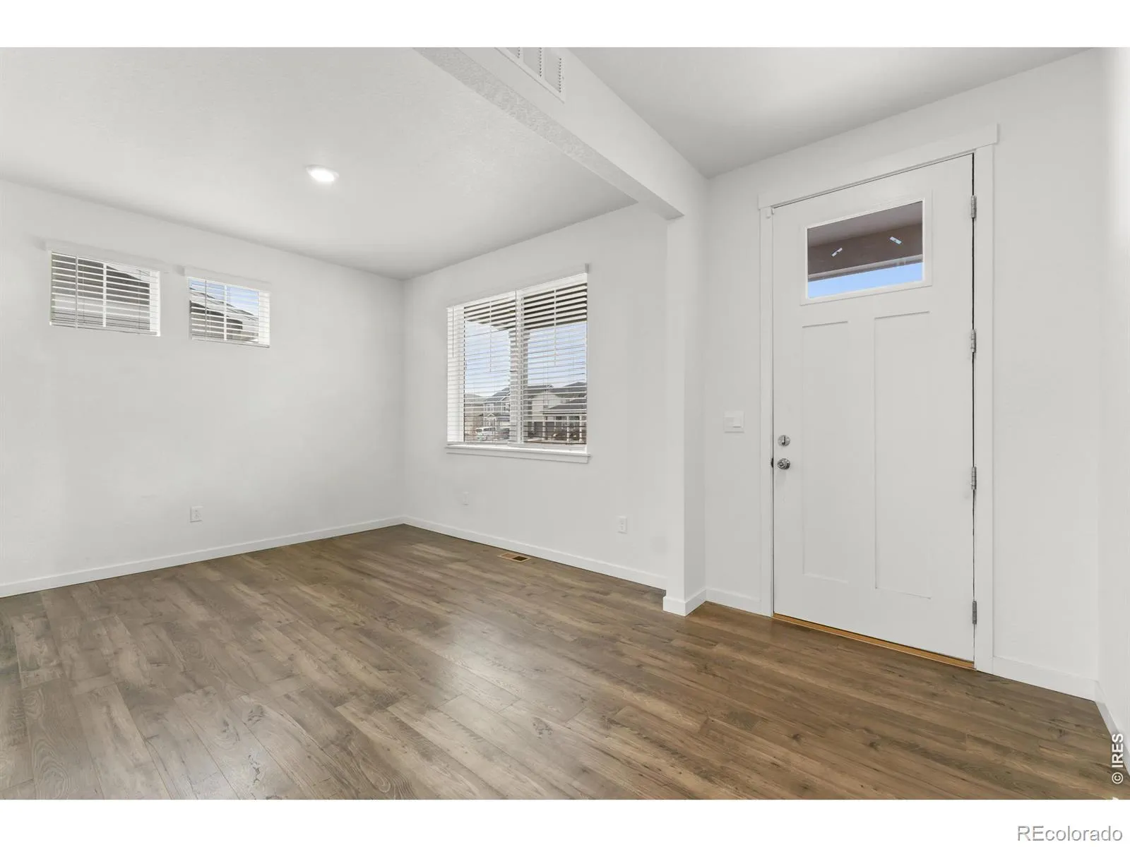 4412 Garnet Way Longmont CO 80504 | MLS #RECIR1054245 05212026004837 1600 12