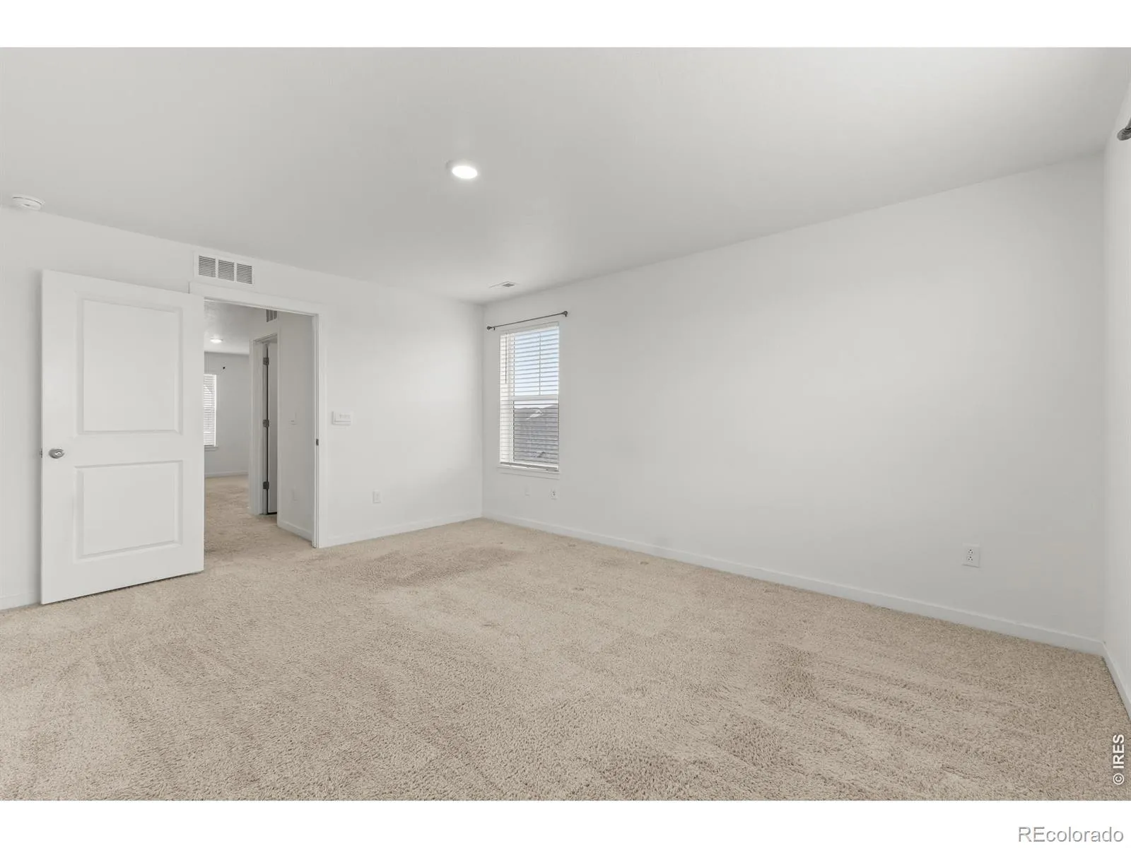 4412 Garnet Way Longmont CO 80504 | MLS #RECIR1054245 05212026004837 1600 16