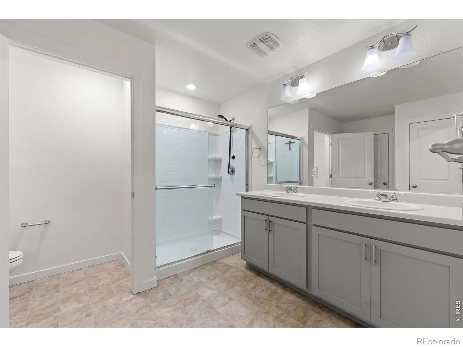 4412 Garnet Way Longmont CO 80504 | MLS #RECIR1054245 05212026004837 1600 18