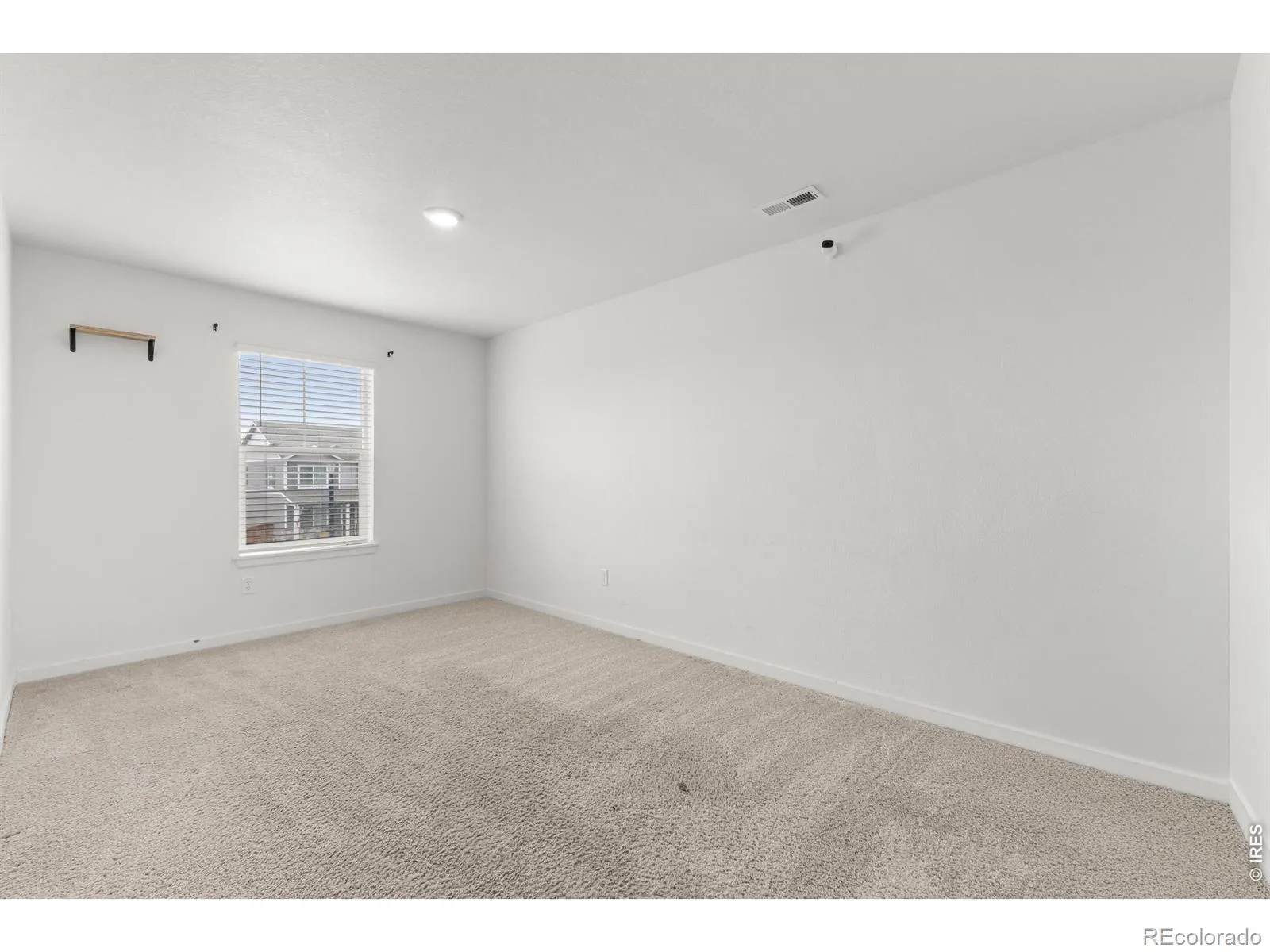 4412 Garnet Way Longmont CO 80504 | MLS #RECIR1054245 05212026004837 1600 21