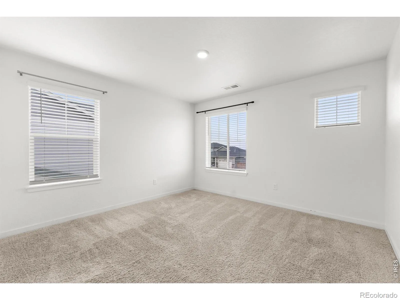 4412 Garnet Way Longmont CO 80504 | MLS #RECIR1054245 05212026004837 1600 27