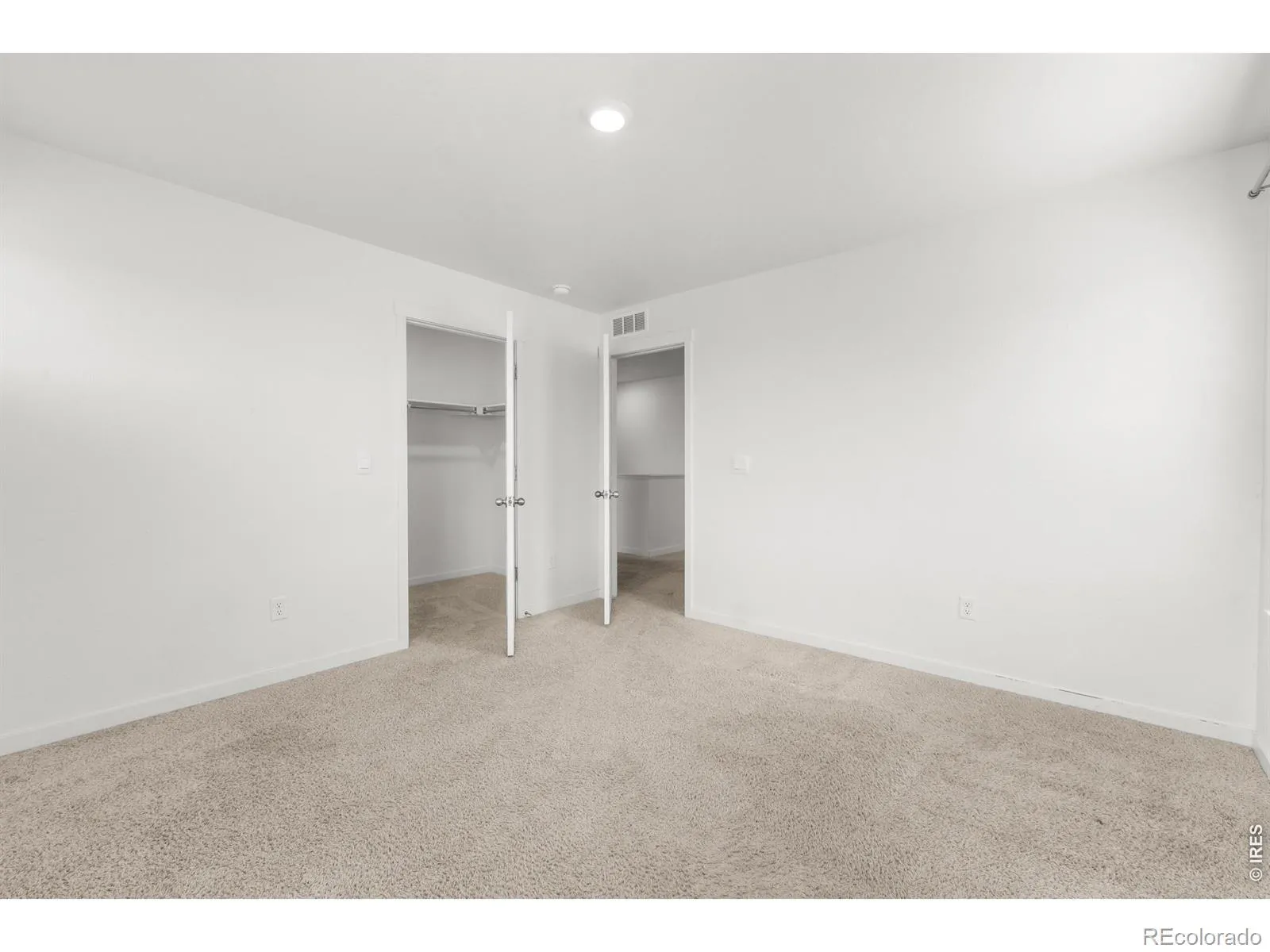 4412 Garnet Way Longmont CO 80504 | MLS #RECIR1054245 05212026004837 1600 28