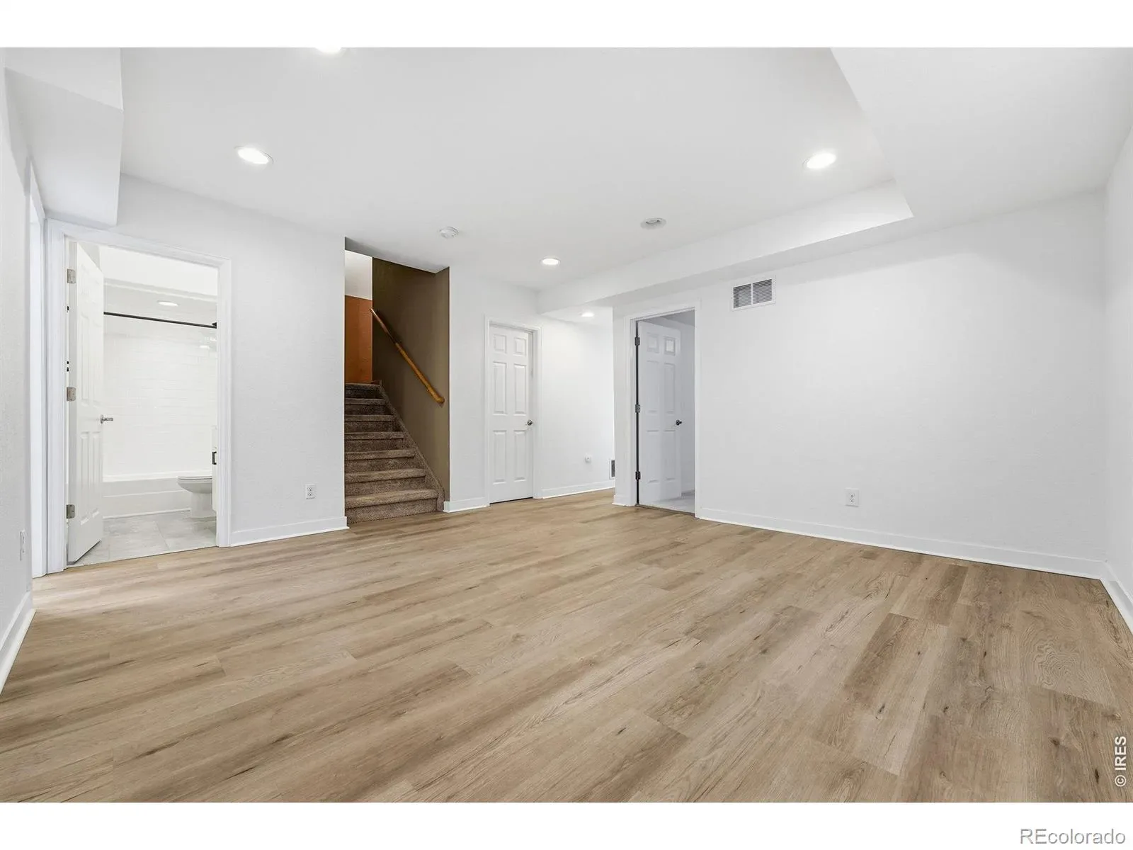 03192026221836 1600 32