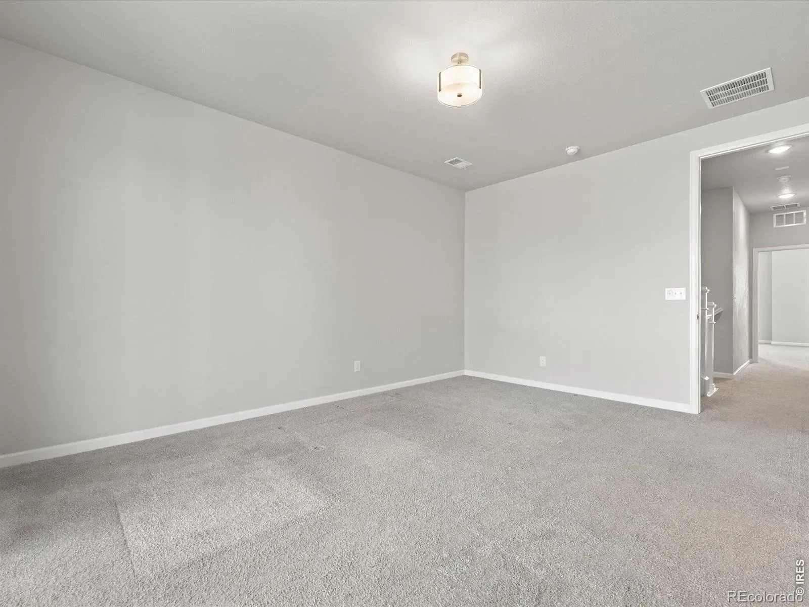 14952 E Belleview Avenue Aurora CO 80015 MLS #RECIR1054334 03202026183703 1600 25